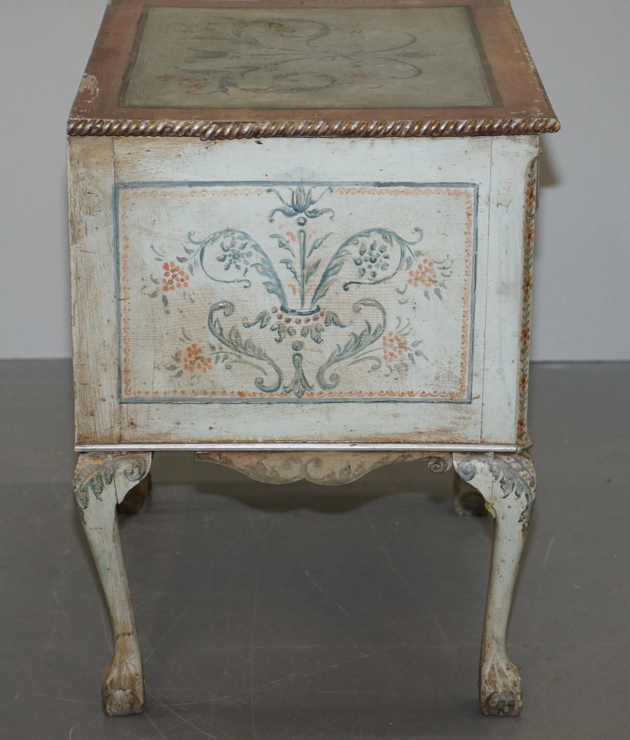 Rare circa 1900 Hand Painted Claw & Ball Feet Side End Lamp Wine Table Cupboard For Sale 4