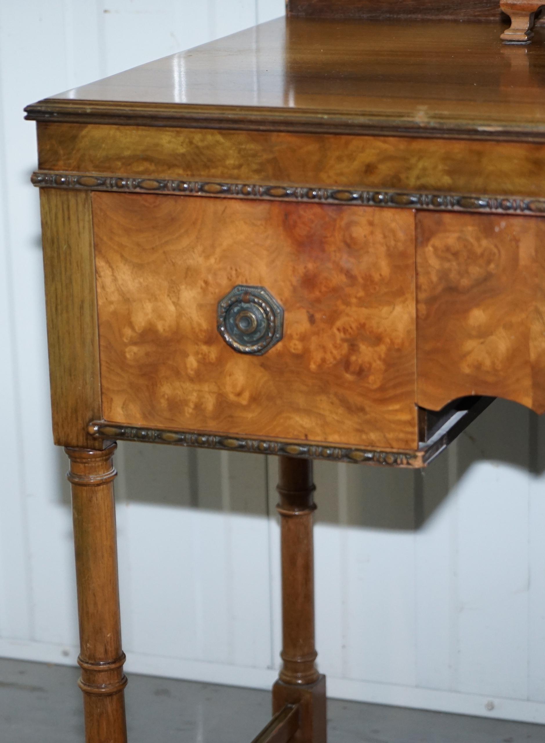 English Rare circa 1920 Waring & Gillows Lancaster Burr Walnut Dressing Table Inc Mirror