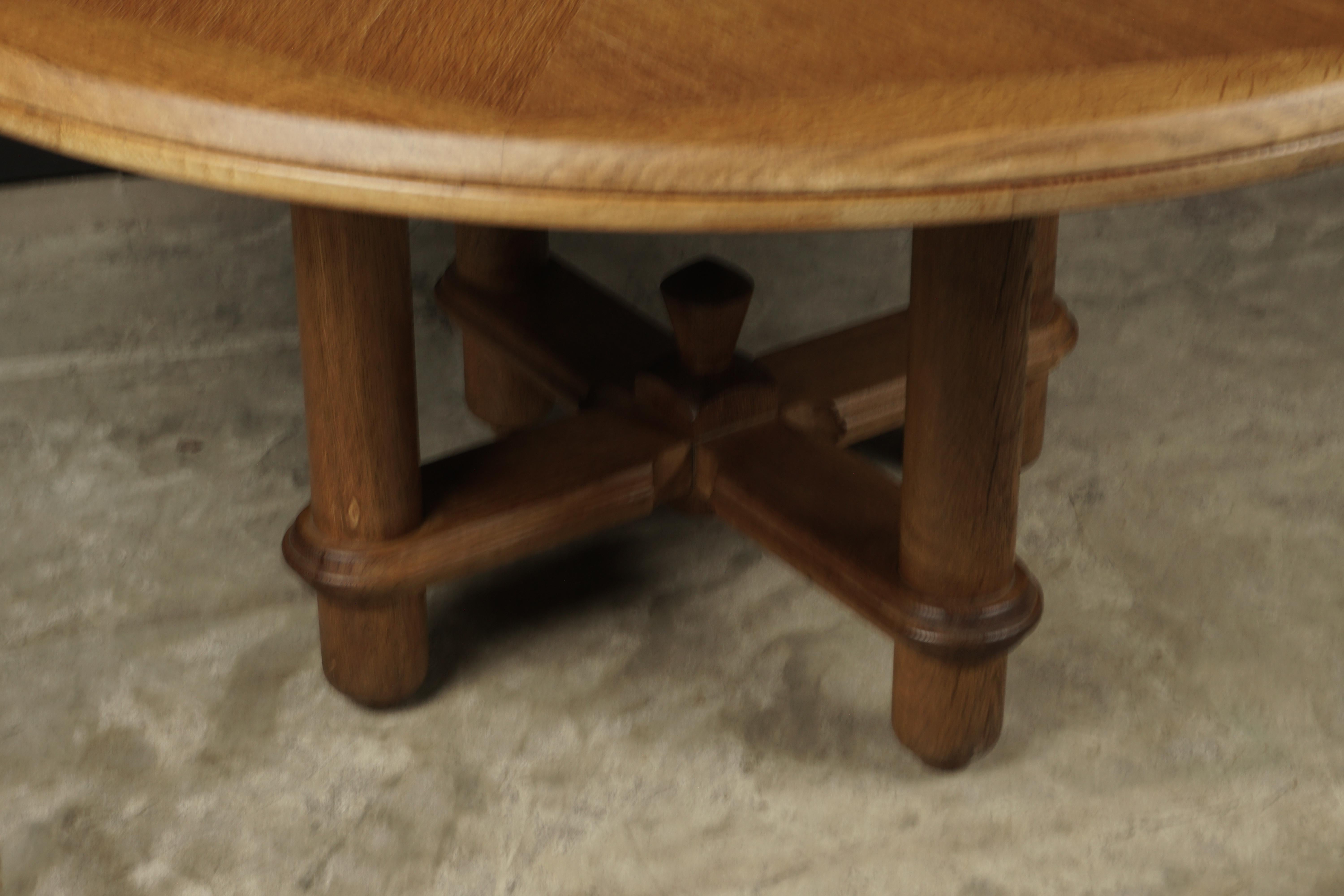circular oak dining table