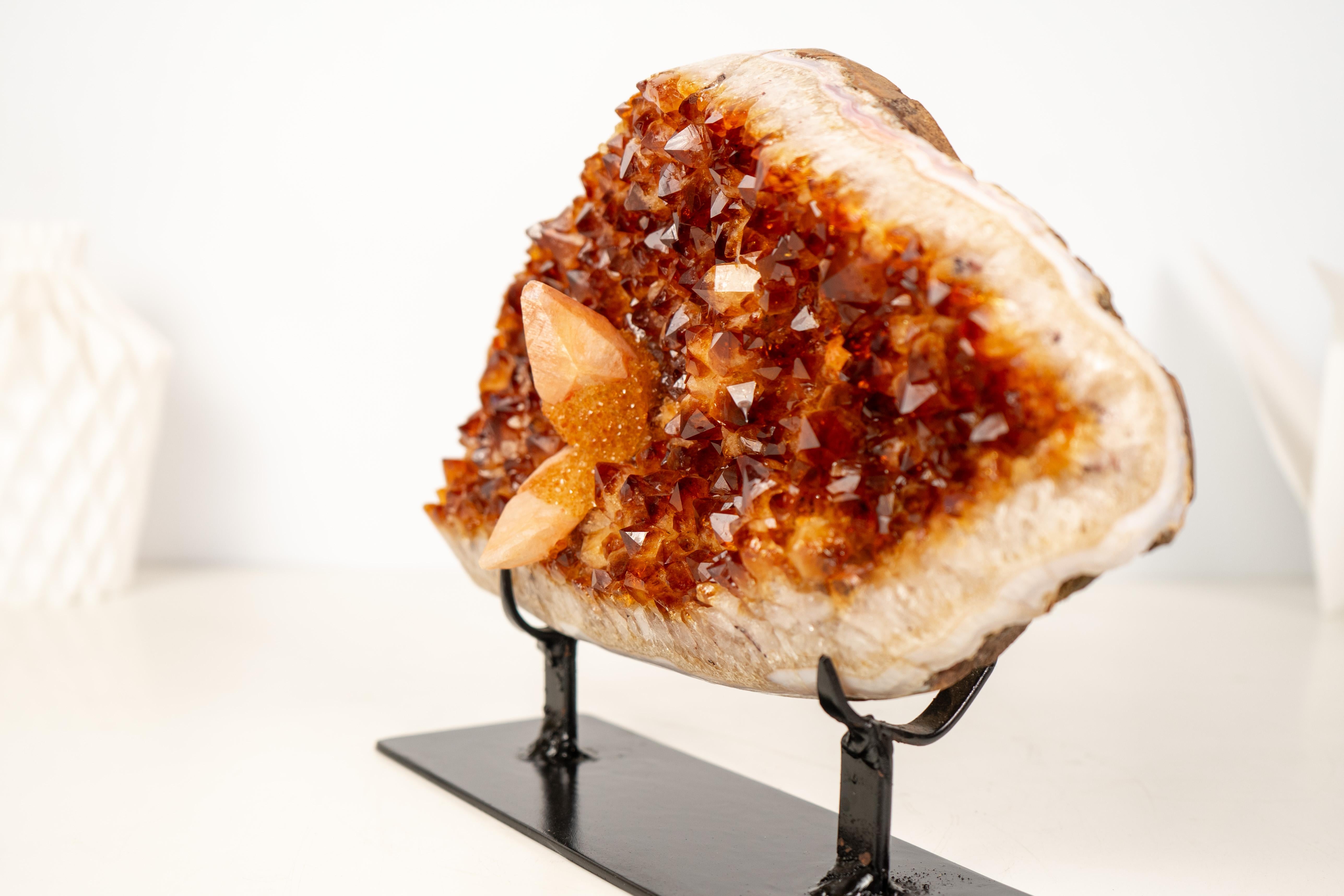 Brasiliano Rare Citrine Cluster with Calcite Inclusions in vendita