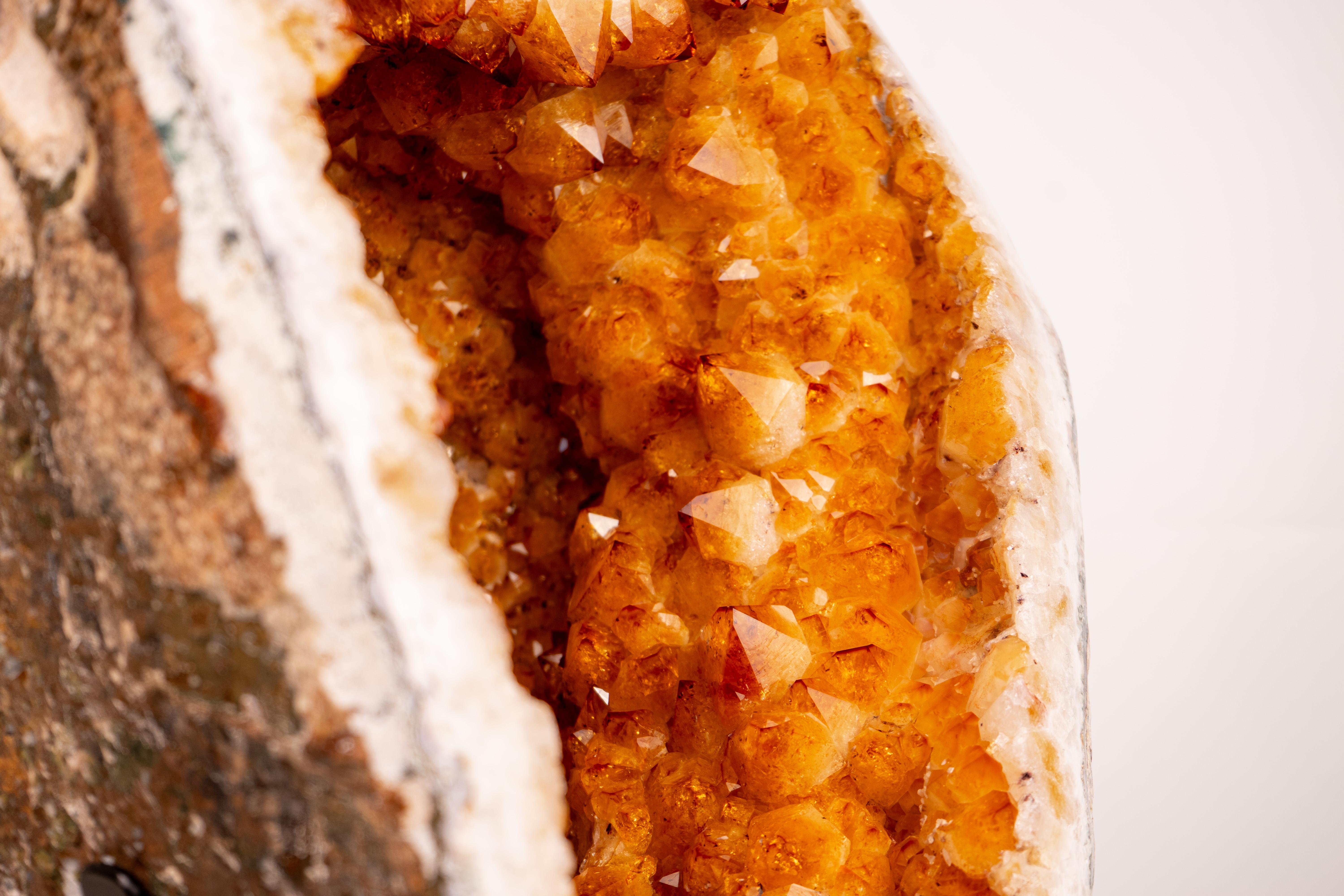 Rare géode de citrine avec formation en forme de couronne Neuf - En vente à Ametista Do Sul, BR