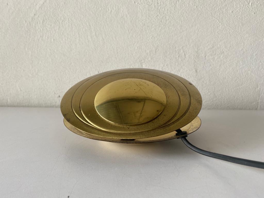 Rare Clam Shell Design Brass Table Lamp by Angelo Brotto, 1960s, Italy In Good Condition In Hagenbach, DE