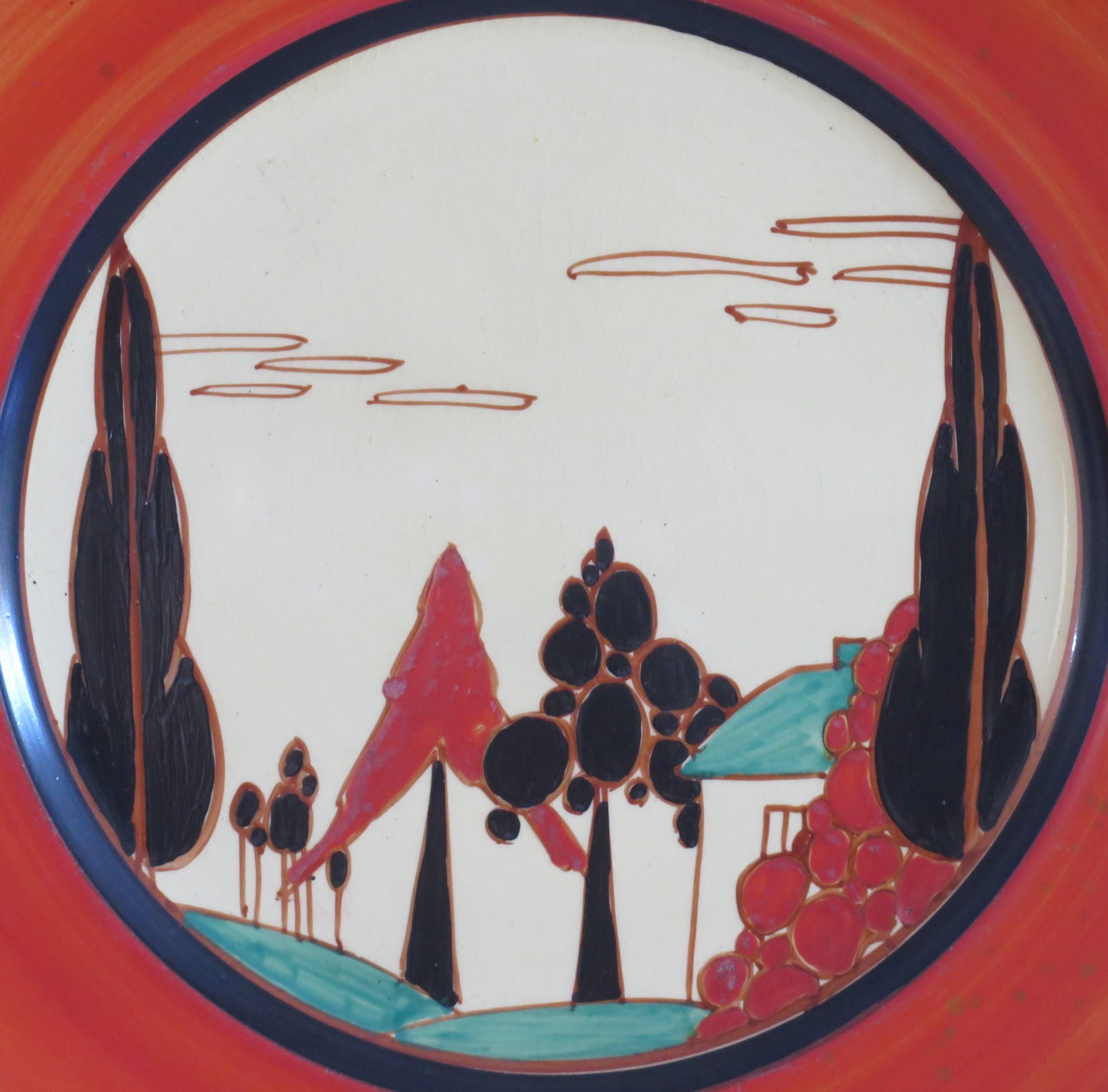 Grande assiette Clarice Cliff en arbres rouges et motif fantaisie de maison, vers 1930 en vente 2