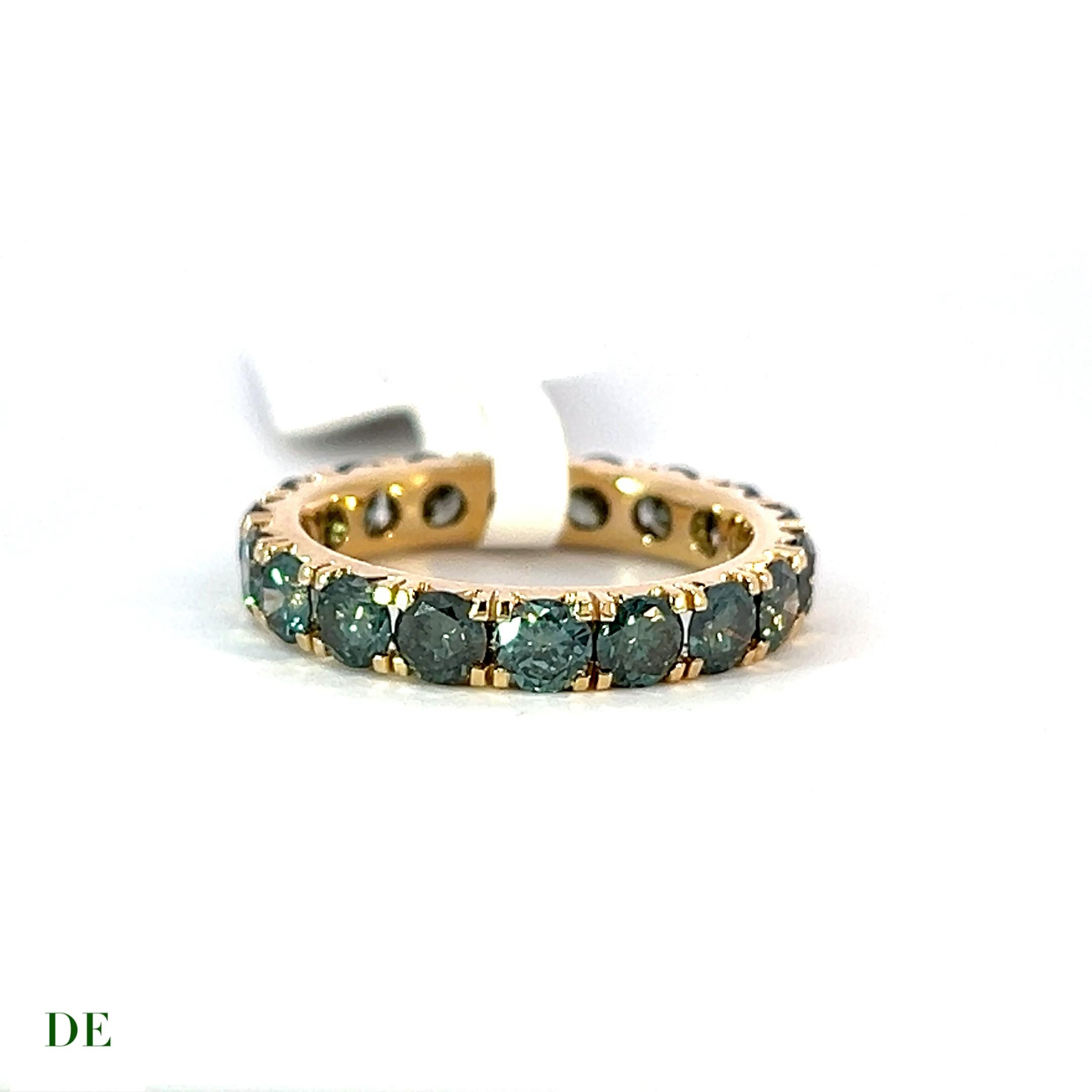 Women's or Men's Rare Classic 14k Yellow Gold 3.02 Carat Teal Green Diamond Eternity Band Ring For Sale
