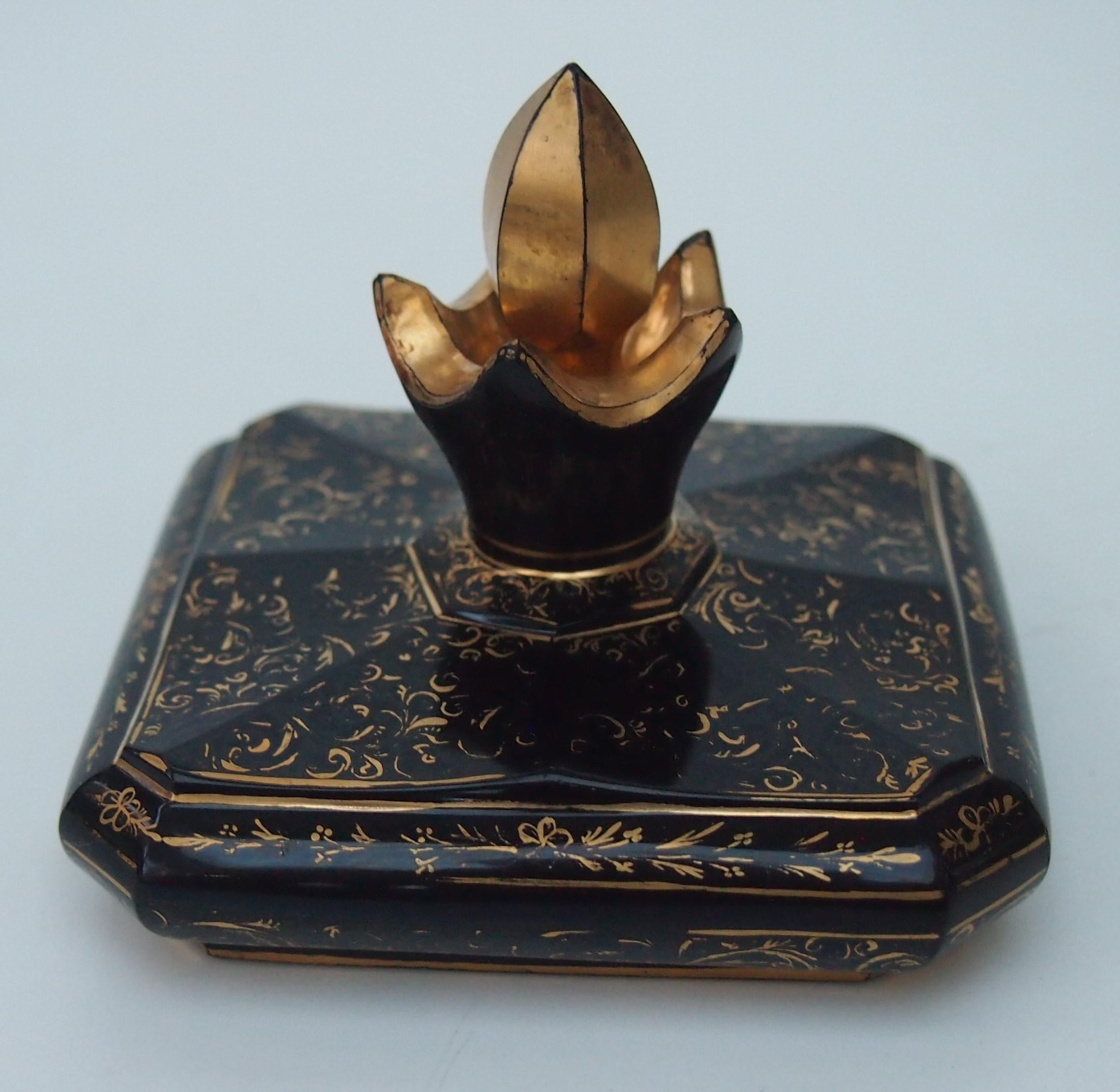 Rare Classic Biedermeier Gilded Count Buquoy Hyalith (True black) Scent Bottle In Good Condition In Worcester Park, GB