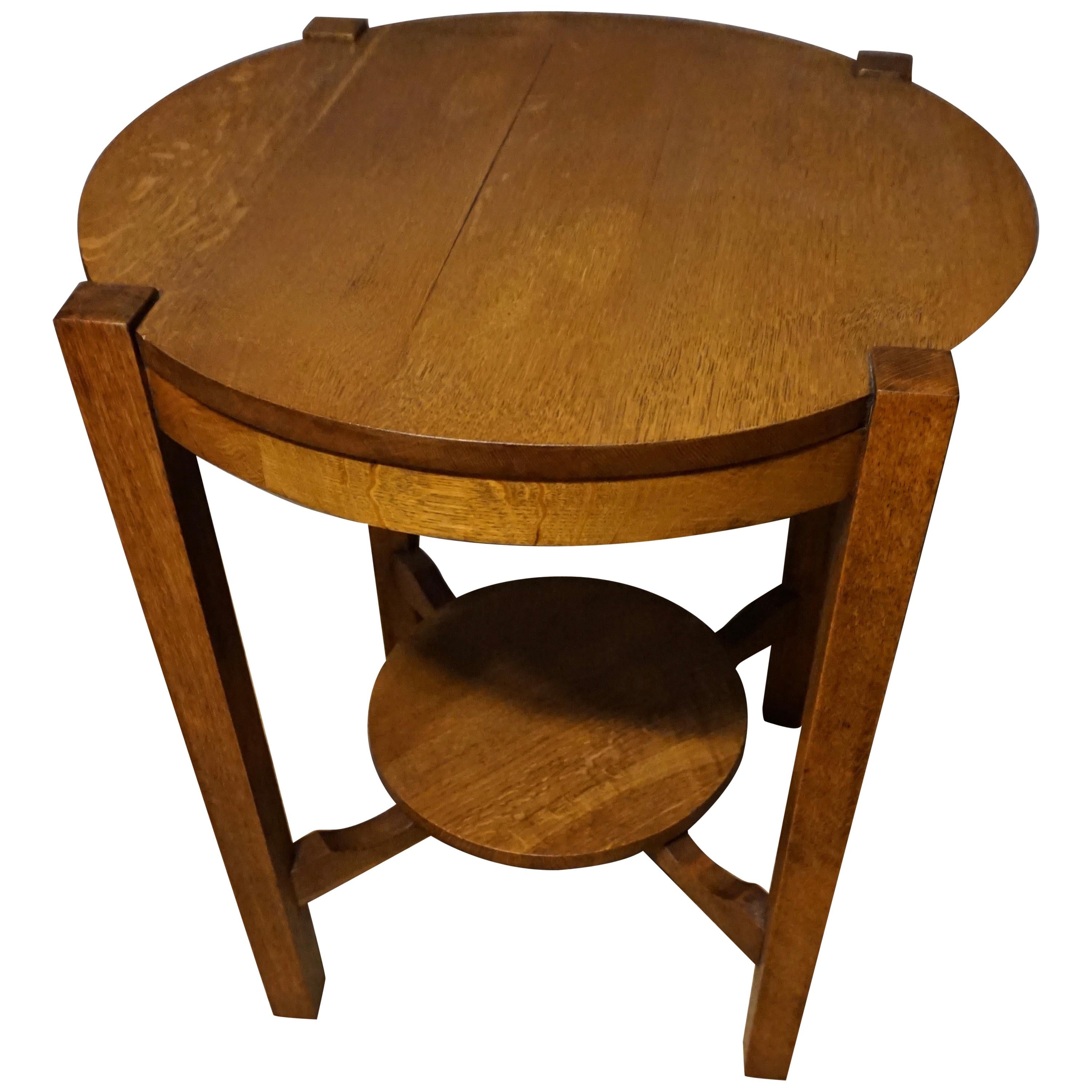 Rare Clean Lined Arts & Crafts Quarter Sawn Oak Round Table with Tier