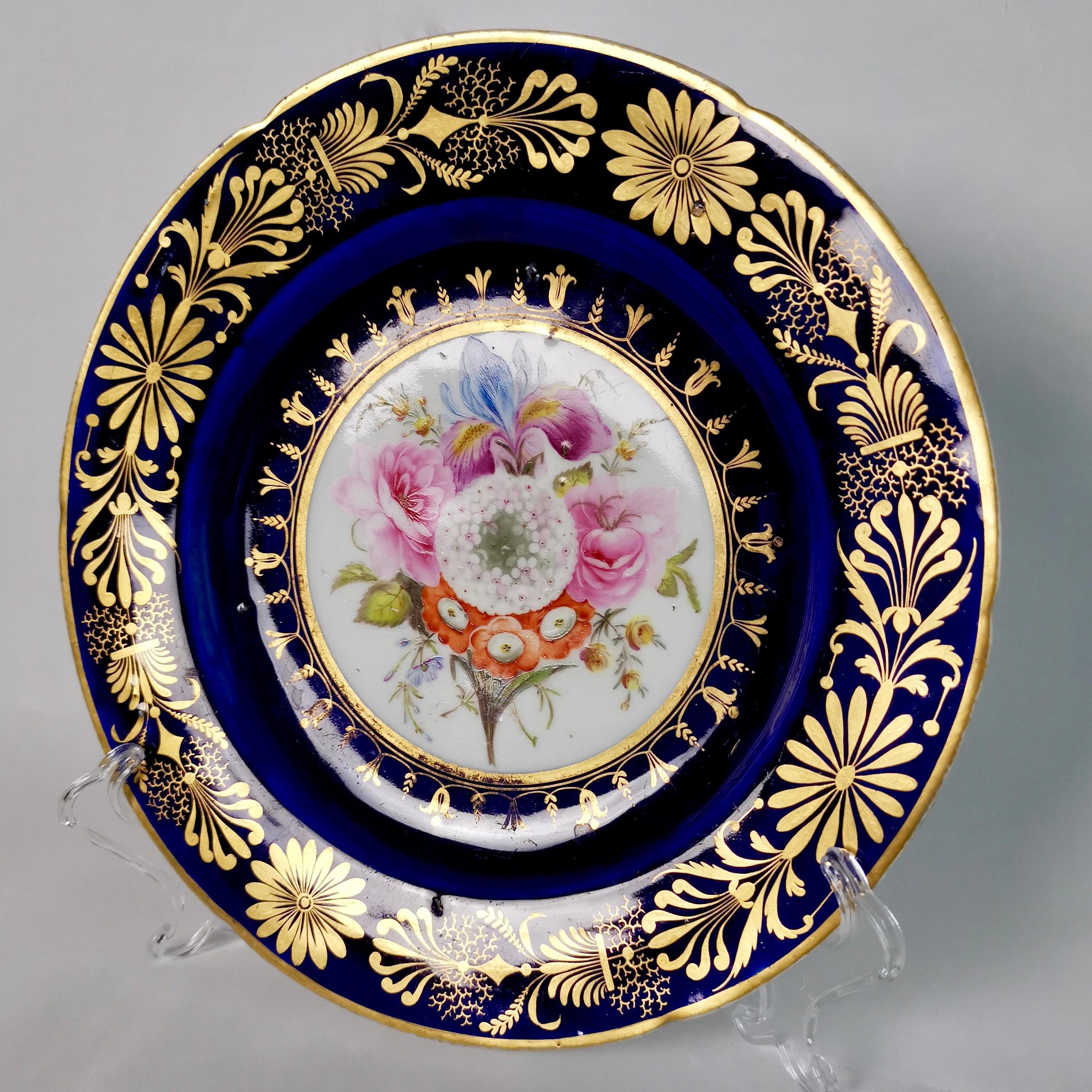 Hand-Painted Rare Coalport John Rose Plate, Cobalt Blue, Sublime Flowers and Gilt, circa 1800