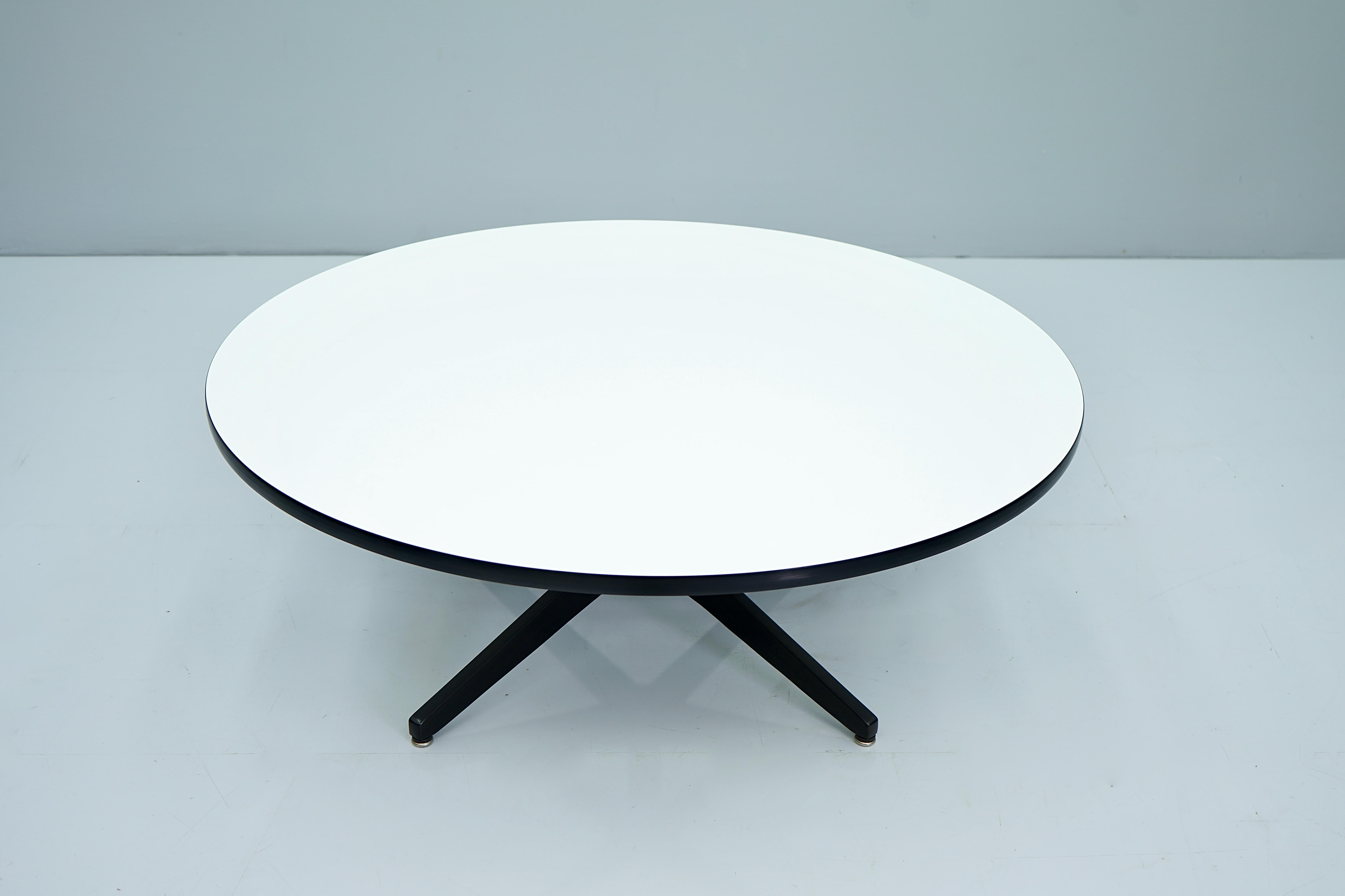 Central American Rare Coffee Table by George Nelson for Herman Miller, 1960s