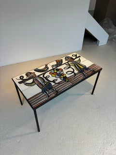 Rare table basse de Roger Capron : " les vignerons "