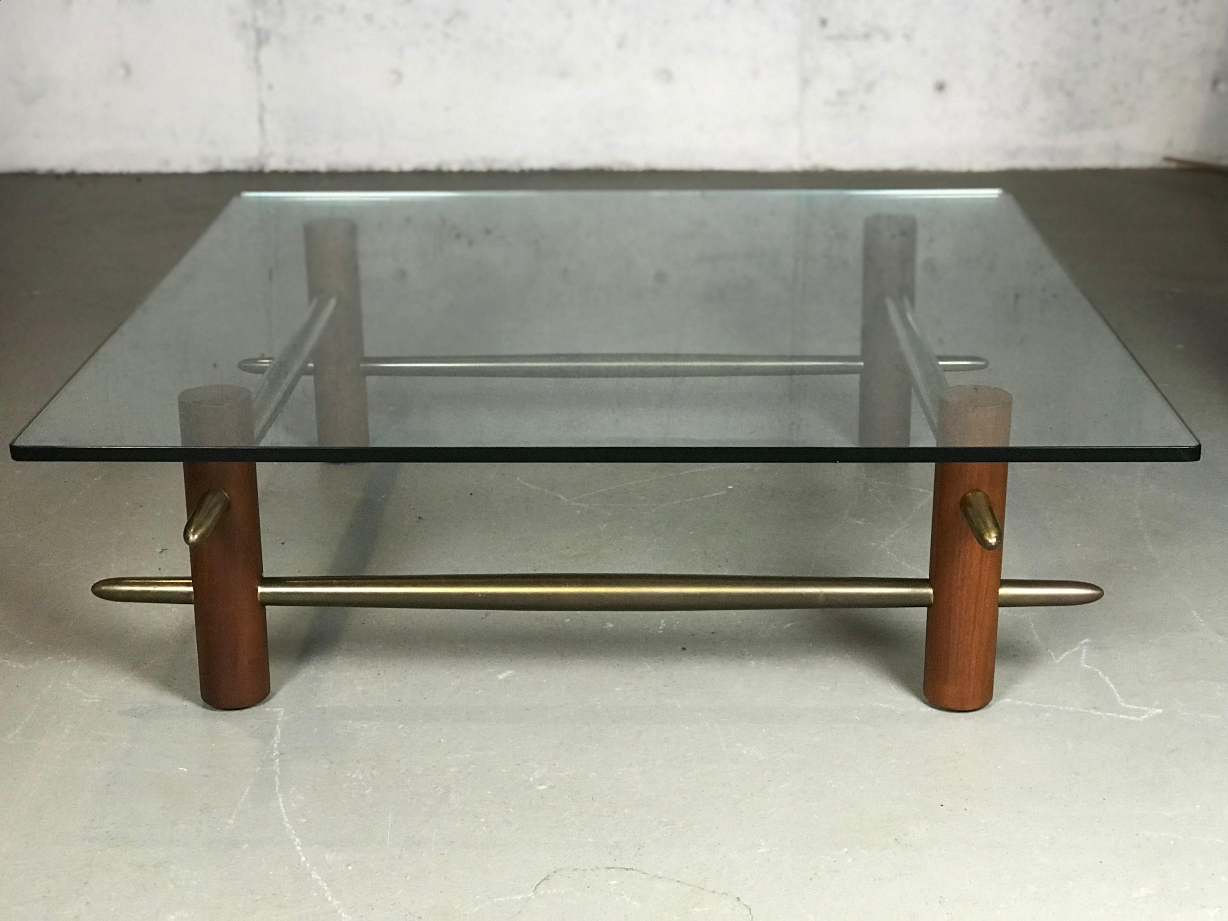 Rare Coffee Table by T.H. Robsjohn-Gibbings for Widdicomb Furniture In Good Condition In St.Petersburg, FL