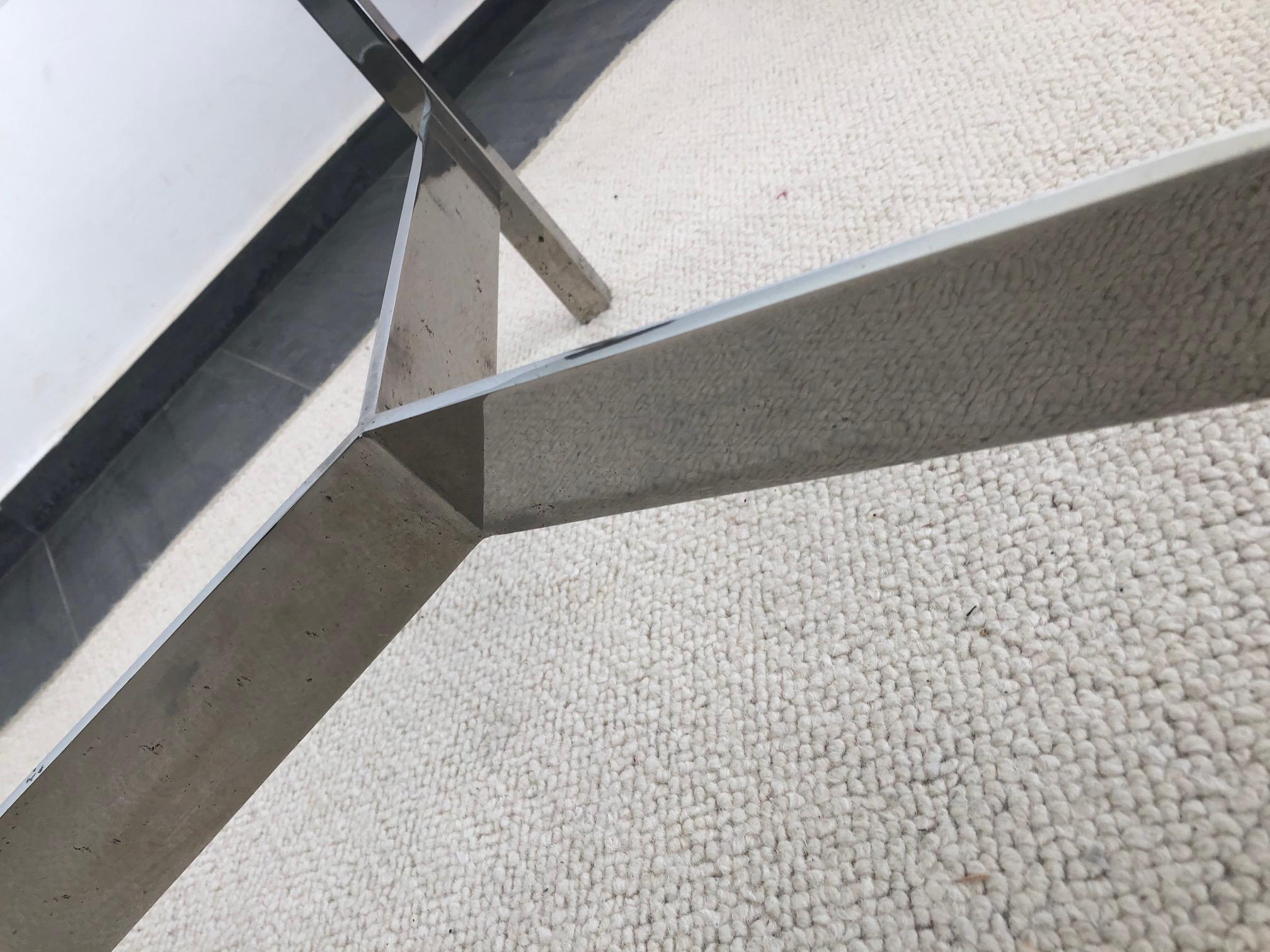 20ième siècle Rare table basse design Robert The Mathieu datant des années 50 en vente