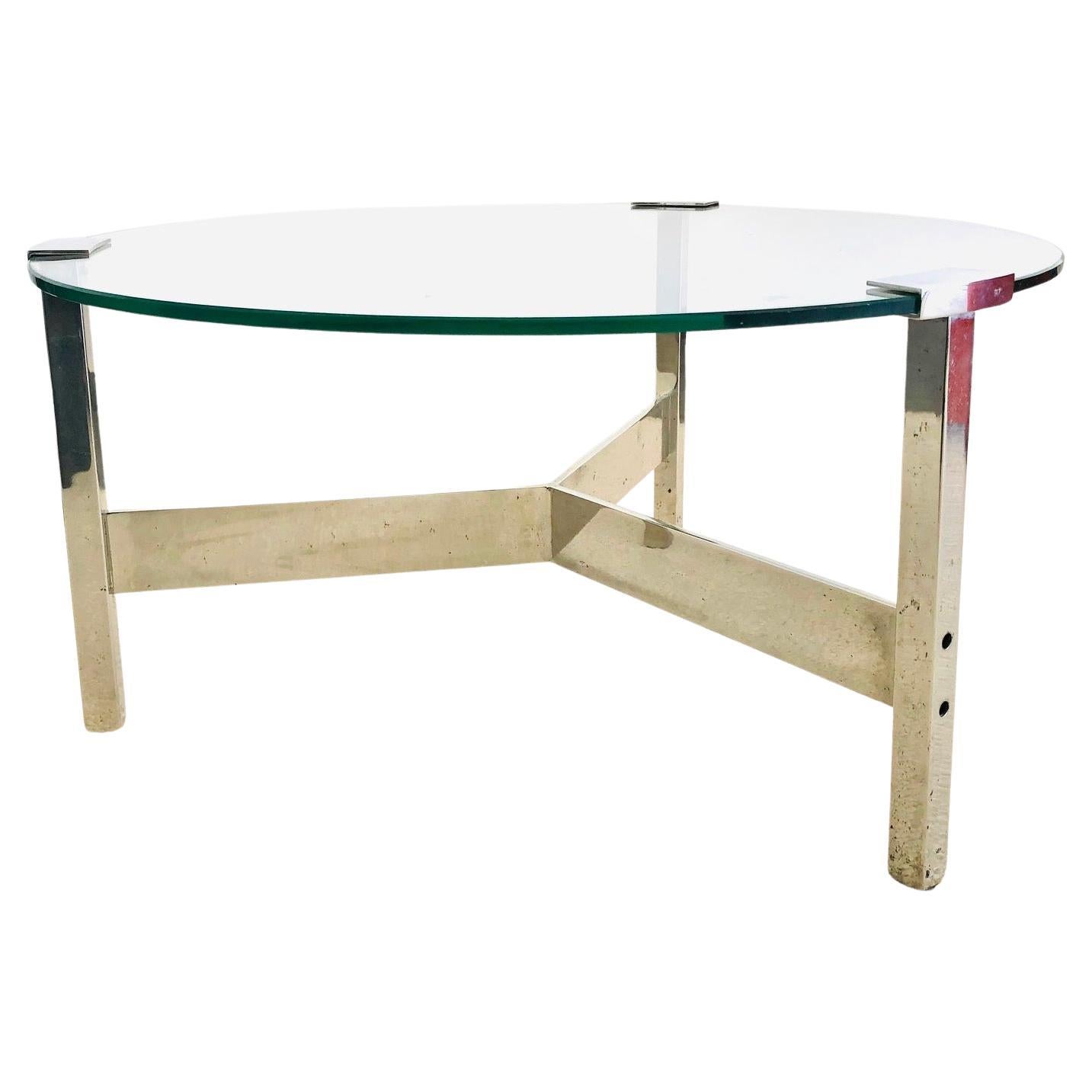 Rare table basse design Robert The Mathieu datant des années 50 en vente