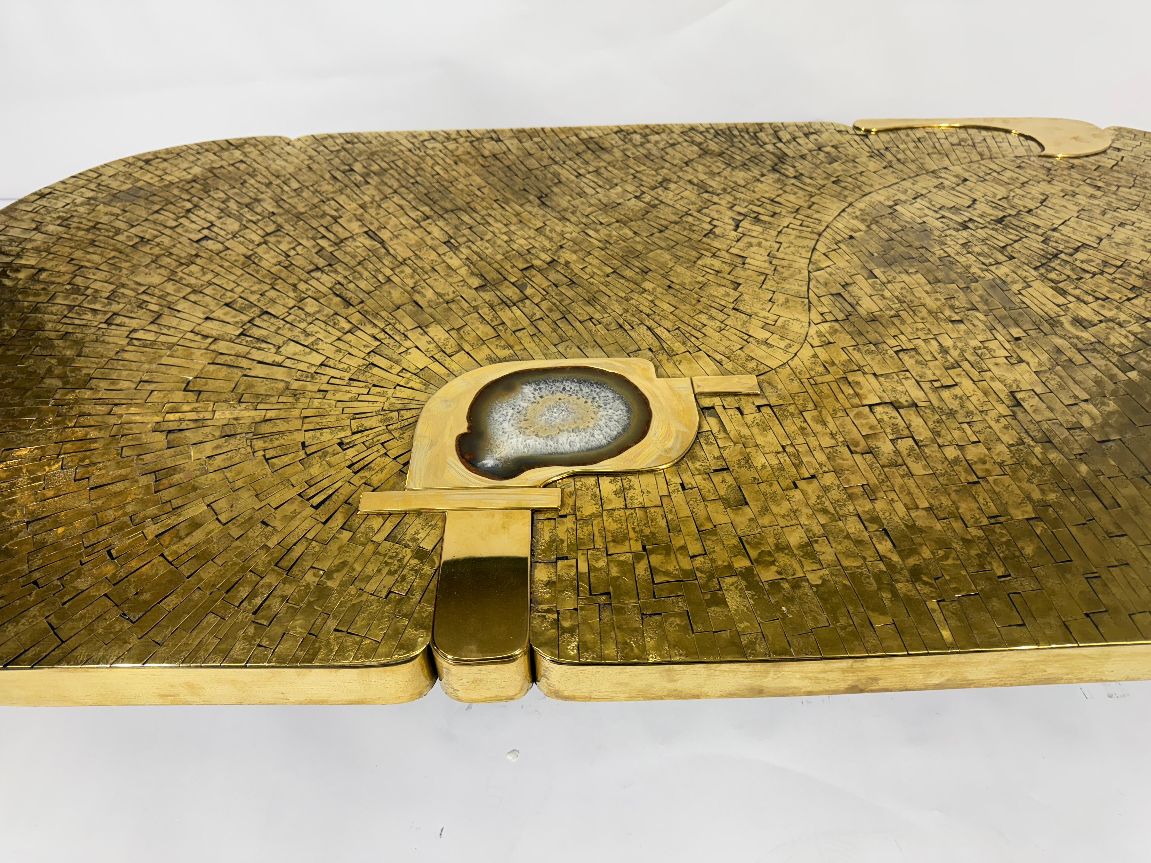 Mid-Century Modern Rare table basse en mosaïque de laiton par Jean Claude Dresse. en vente