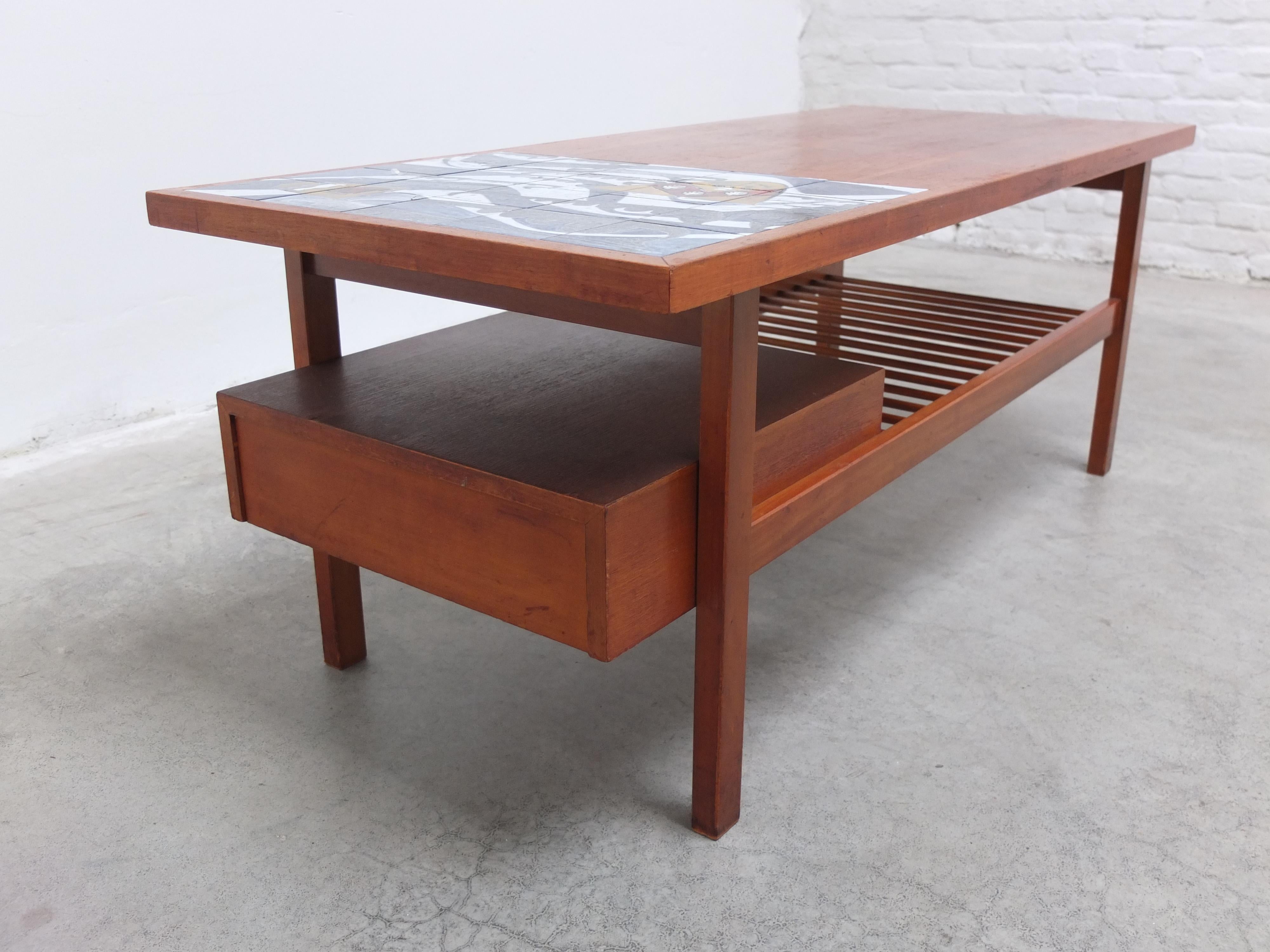 Seltener Couchtisch mit Keramik von Jos De Mey für Van Den Berghe-Pauvers, 1960er Jahre im Zustand „Gut“ im Angebot in Antwerpen, VAN