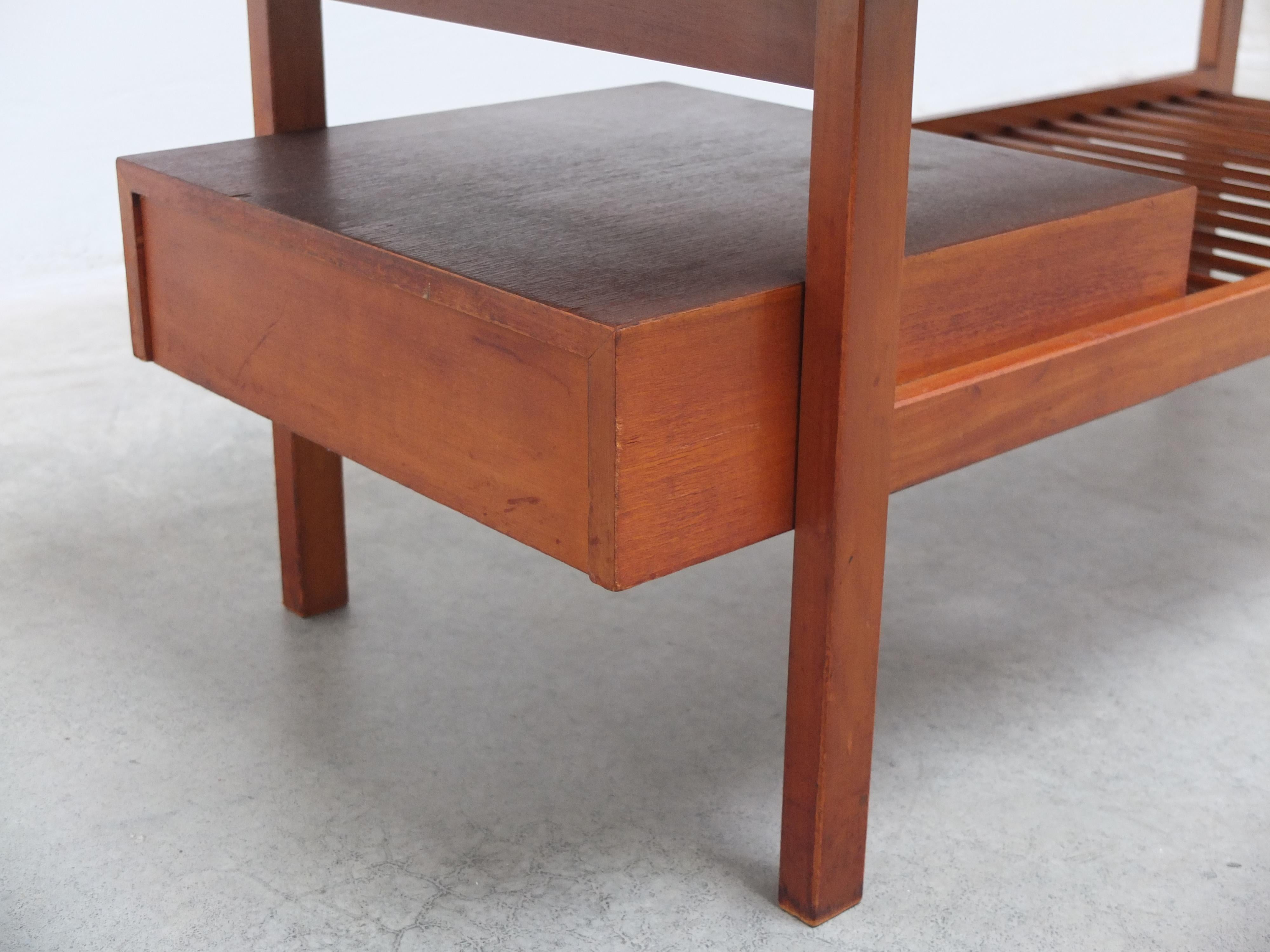 Seltener Couchtisch mit Keramik von Jos De Mey für Van Den Berghe-Pauvers, 1960er Jahre (20. Jahrhundert) im Angebot