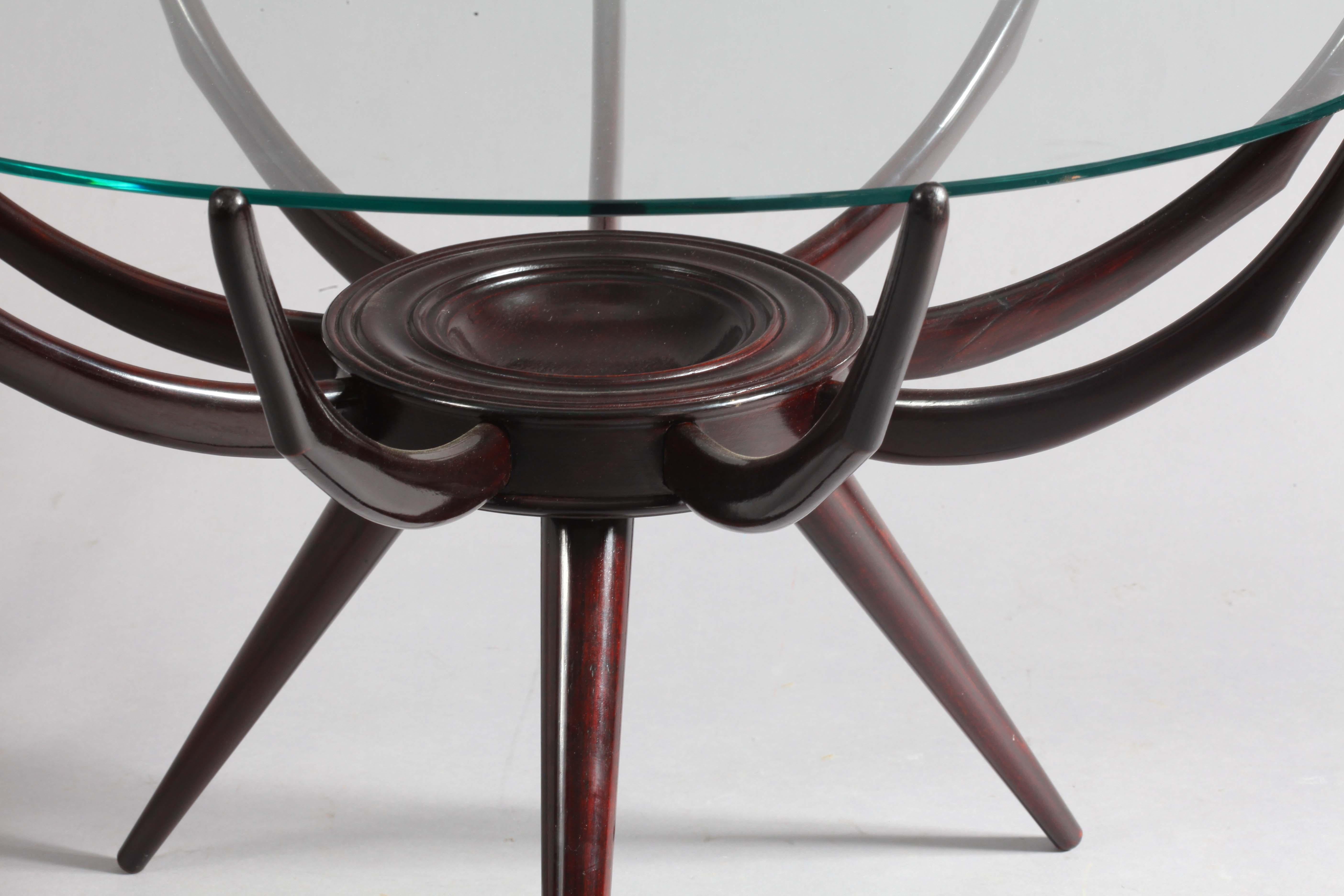 Coffee table modell spider
Carlo de Carli
Italy, 1950
wood, round glass plate.