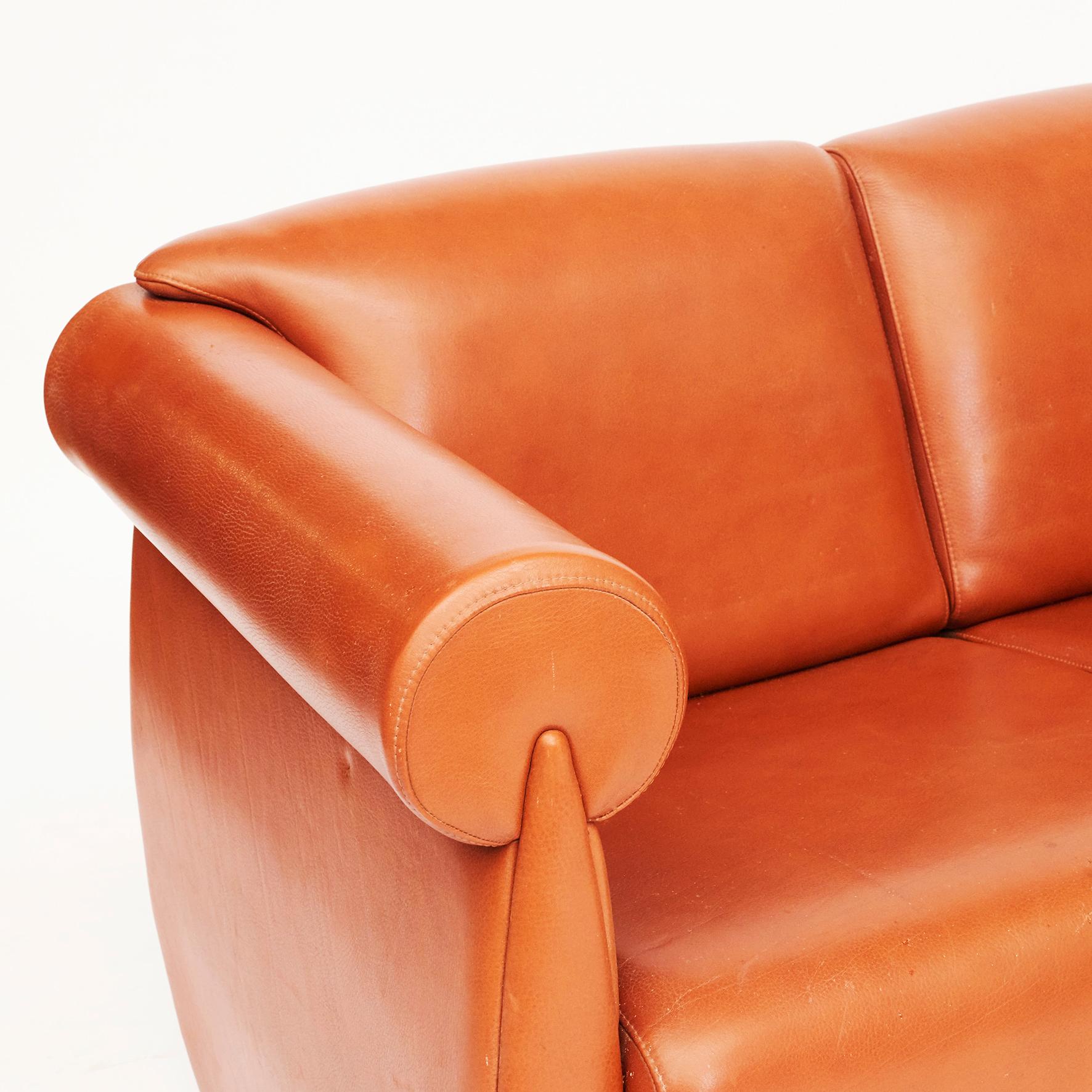 Rare Cognac Colored Leather Sofa by Klaus Wettergren In Good Condition For Sale In Kastrup, DK