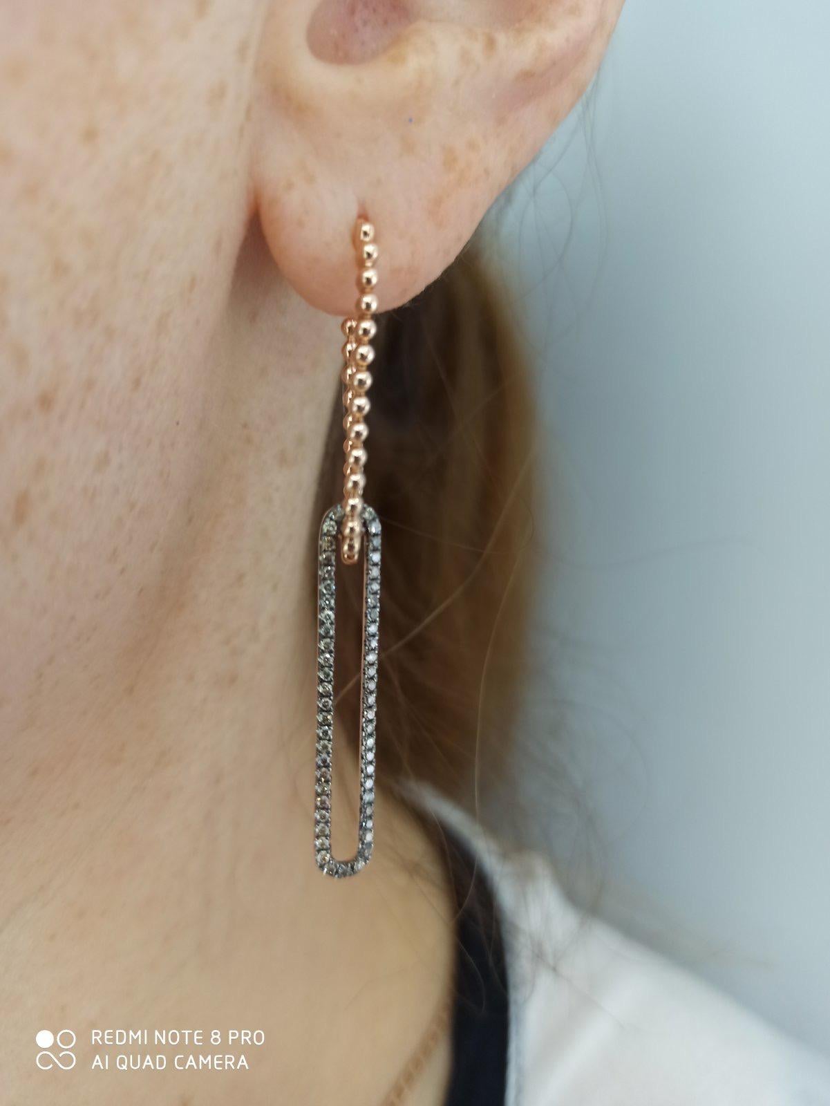 Taille ronde Boucles d'oreilles en goutte rares en or jaune avec diamants cognac en vente