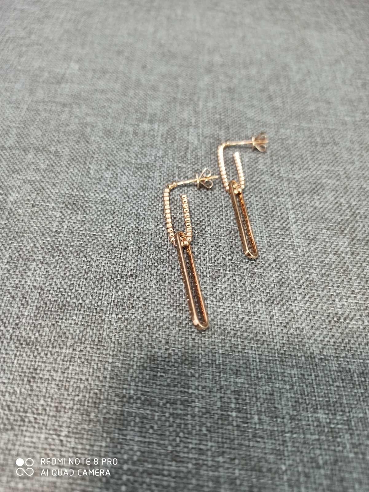 Boucles d'oreilles en goutte rares en or jaune avec diamants cognac Pour femmes en vente