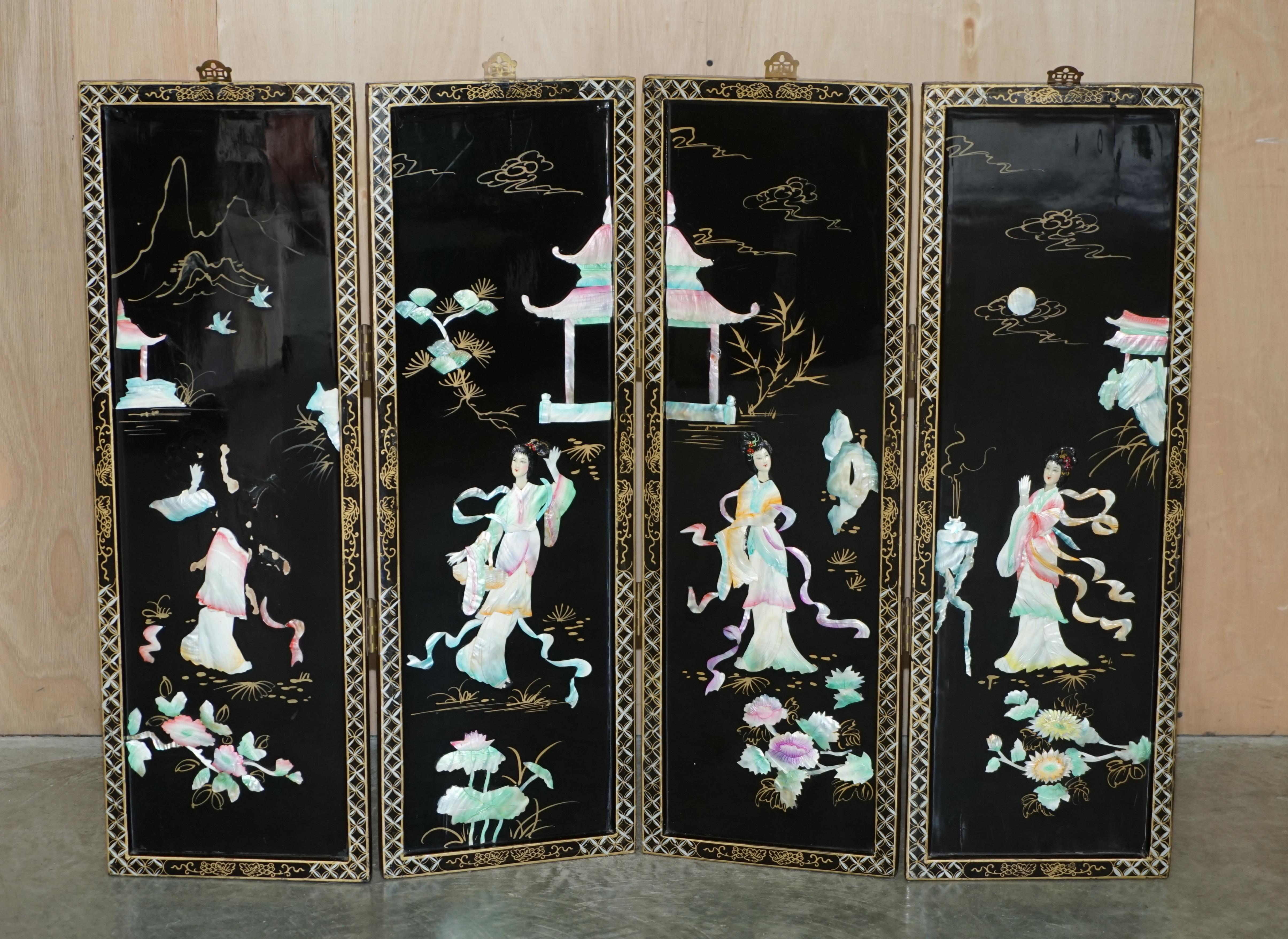 Wir freuen uns, diesen sehr gut gemachten und sehr sammelwürdigen chinesischen Export-Speckstein-Raumteiler mit der Darstellung von Hofschönheiten zum Verkauf anbieten zu können

Eine wirklich atemberaubende und exquisit gemacht Stück, ich habe