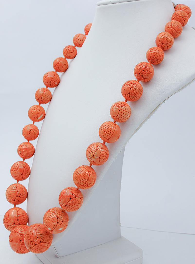 collier en corail ancien