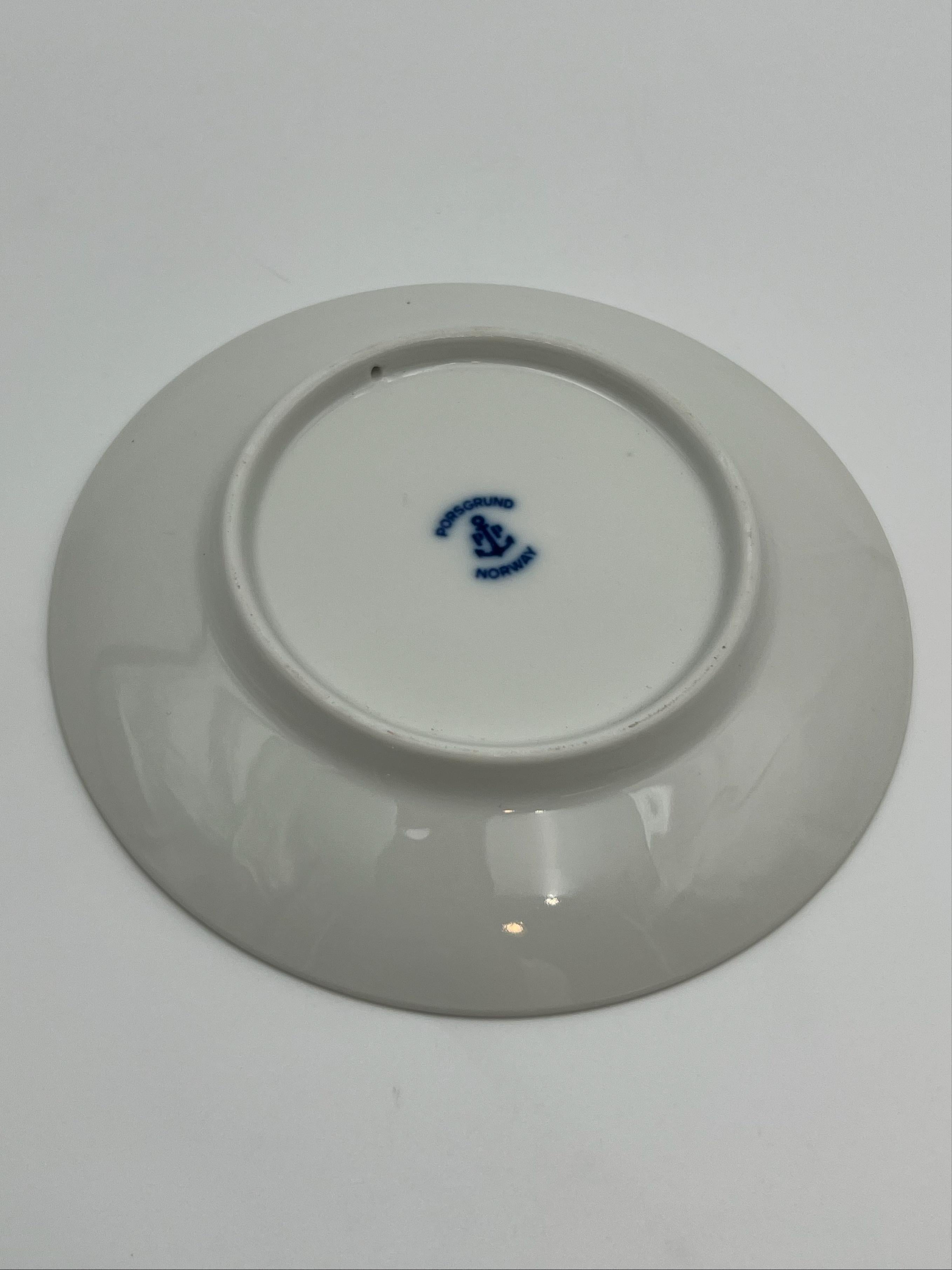 RARE Collectible Norwegische Wikinger Gedenkteller - Porsgrund Porzellan 1972 (Ende des 20. Jahrhunderts) im Angebot