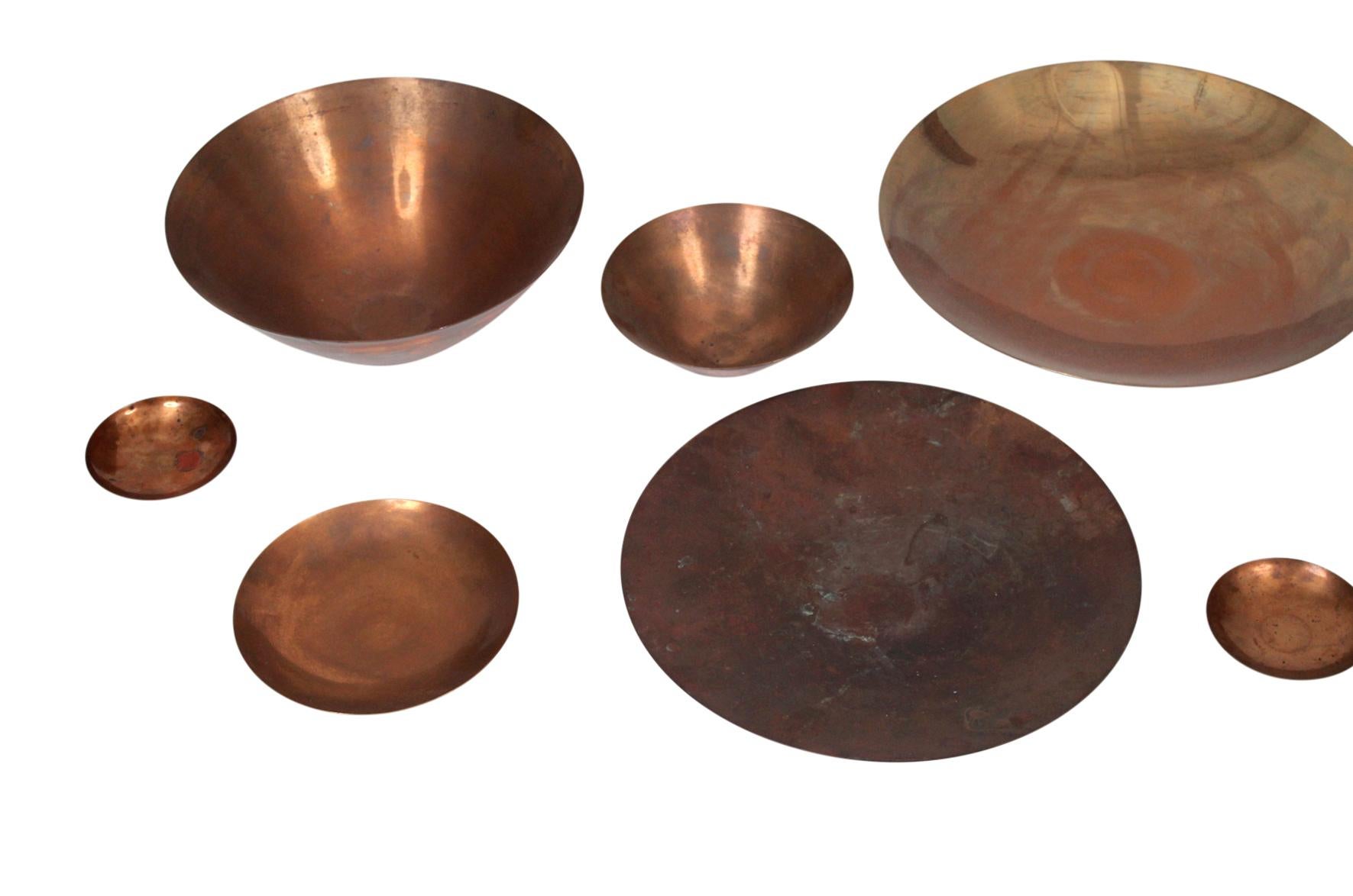 Rare Collection of Spun Vessels by Ronald Hayes Pearson In Good Condition In Pawtucket, RI