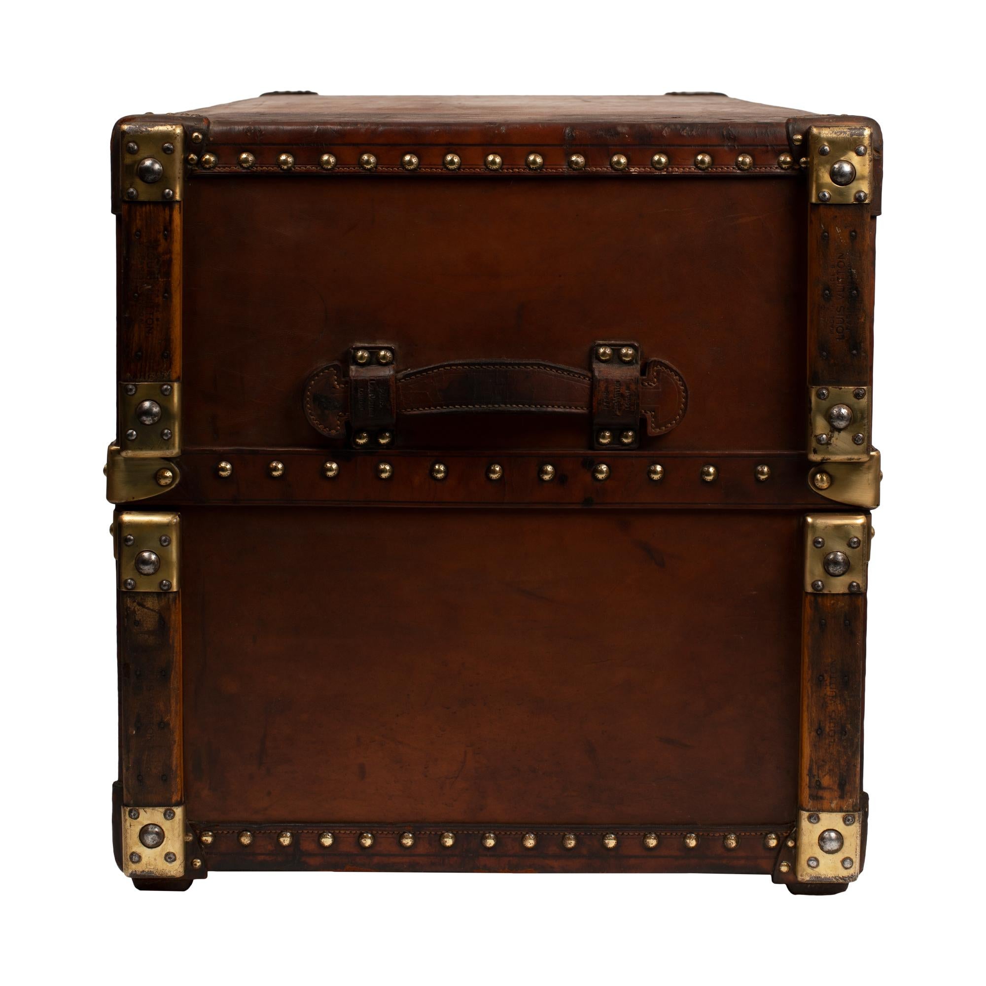 RARE Collector Louis Vuitton Wardrobe Trunk in brown cow leather 1920/1930's 3
