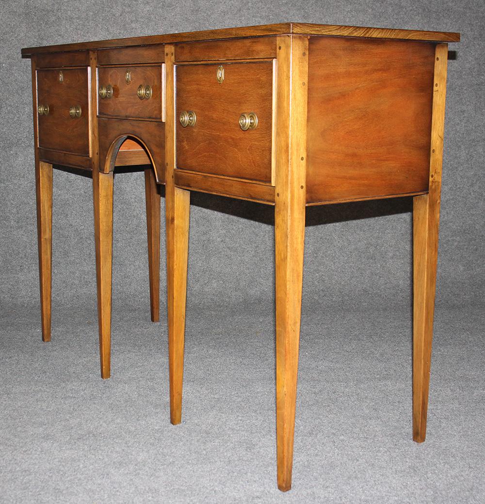 American Rare Colonial Williamsburg Kittinger Brandy Board Sideboard Buffet Server