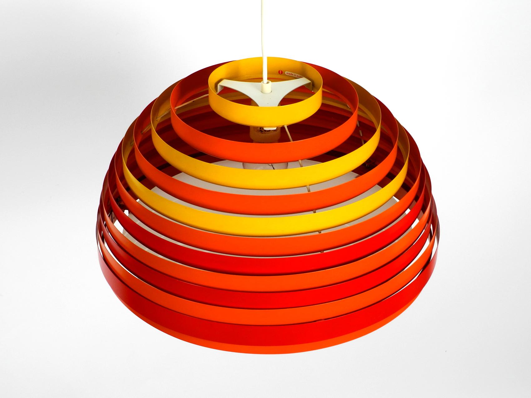 Seltene farbenfrohe Pop Art Hängeleuchte Modell Dynamic aus den 1960er Jahren von Wilhelm Weste für Vest im Zustand „Gut“ in München, DE