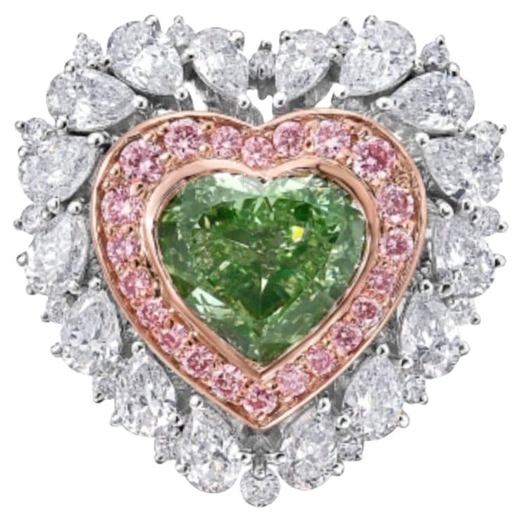 Rare Colors 2.70ct Green Heart Shape Diamond Ring For Sale