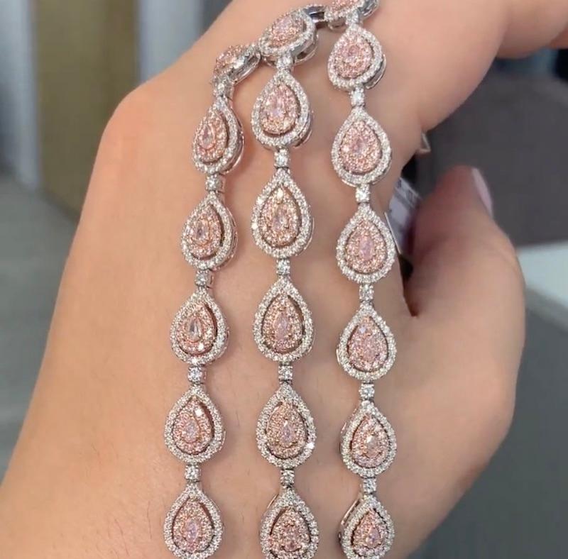 Colores Raros - Pulsera en forma de pera de Pink Diamond Corte pera en venta