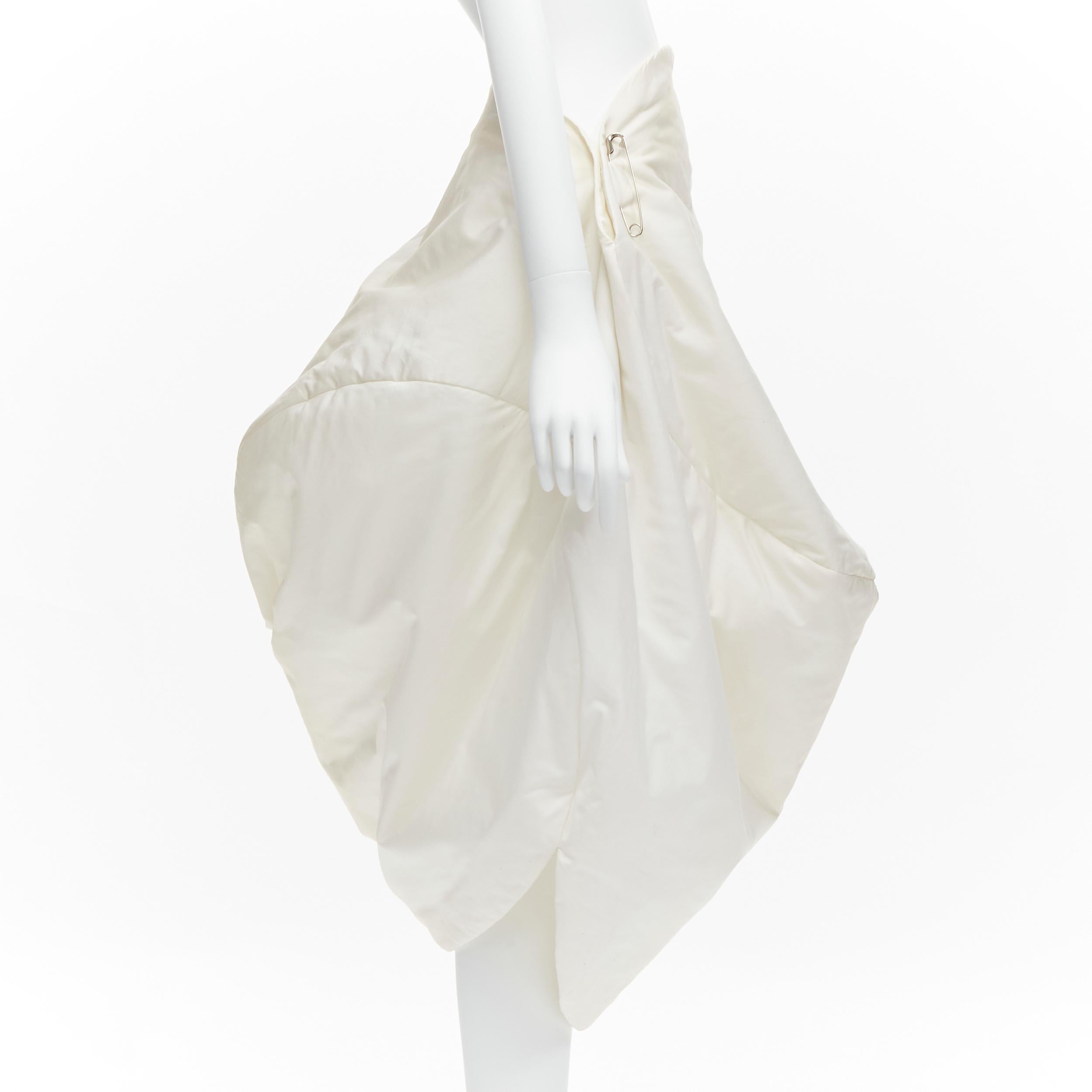 Gray rare COMME DES GARCONS 1997 Runway Lumps Bumps 3D white cotton bubble skirt M