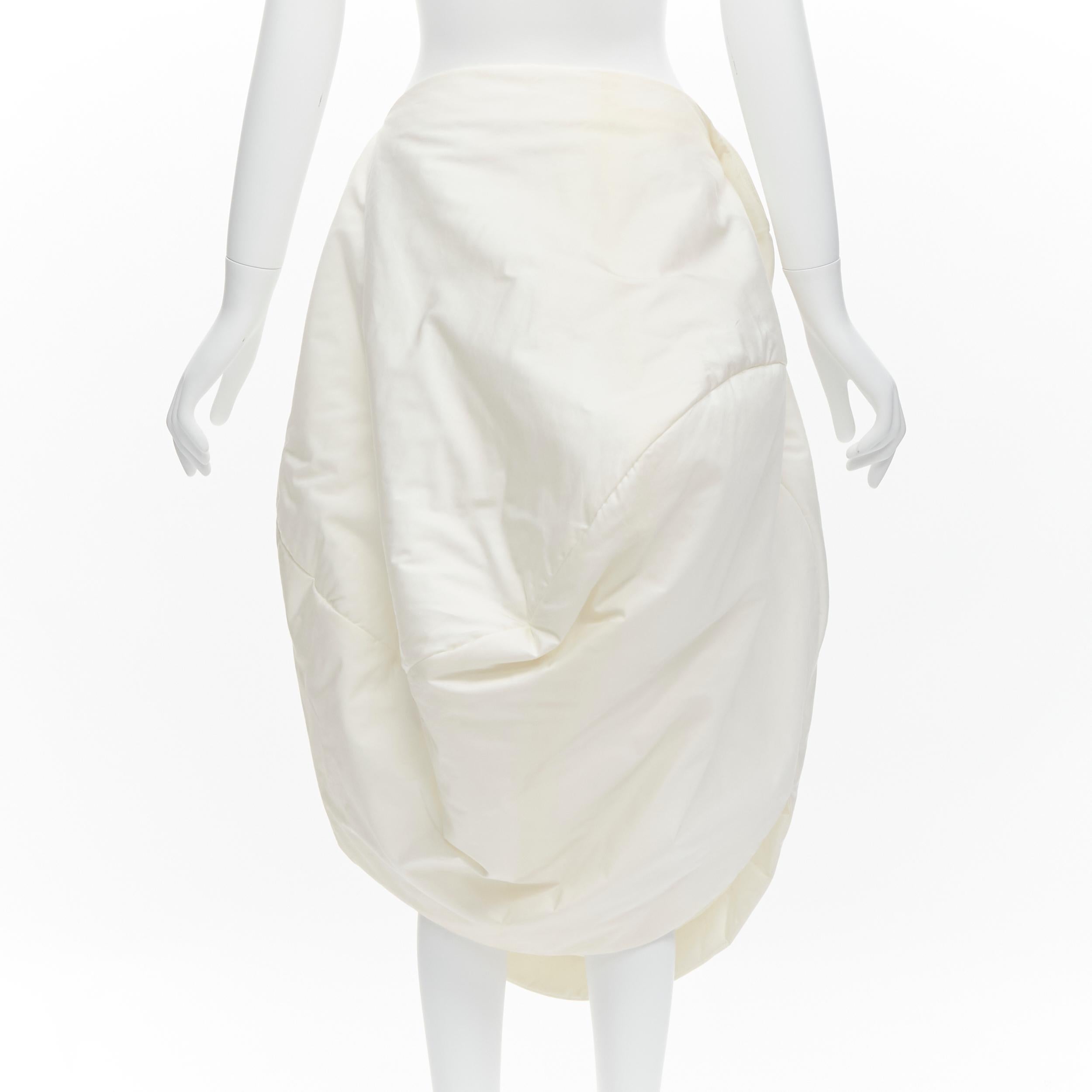 COMME DES GARCONS jupe bulle en coton blanc 3D rare défilé Lumps Bumps, 1997 en vente 1