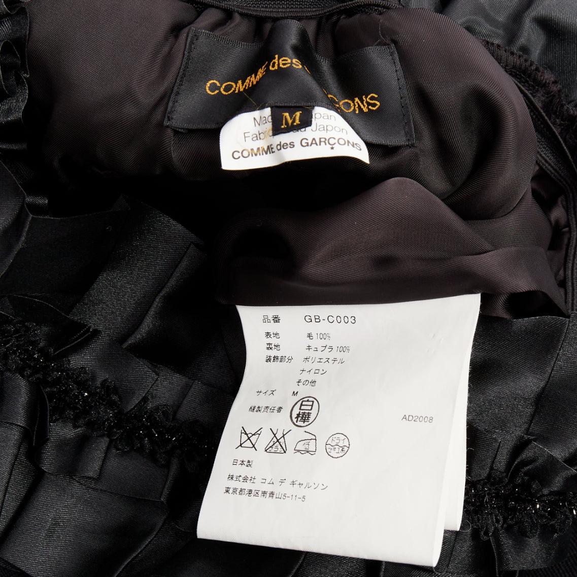 Raro COMME DES GARCONS 2008 Runway Bad Taste abito trench nero con volant e gabbia M. I. in vendita 4