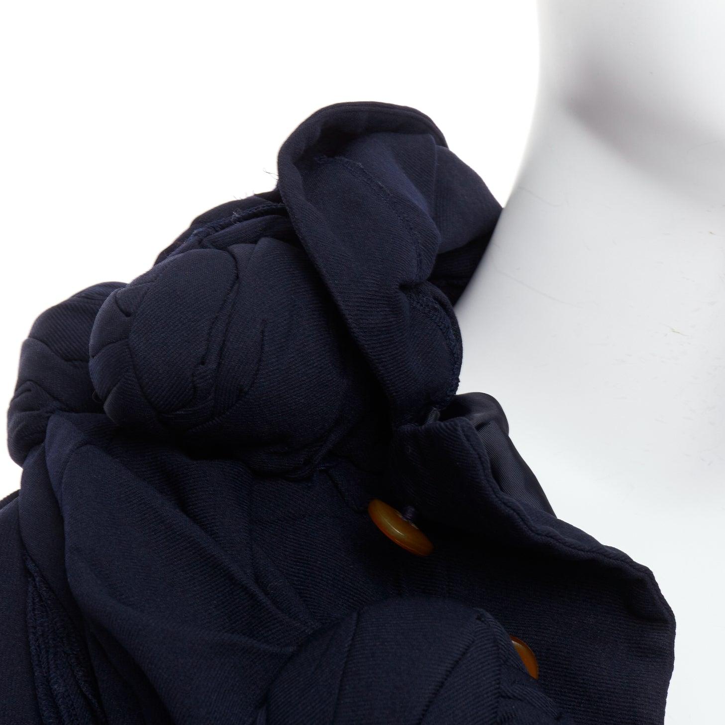 raro COMME DES GARCONS 2011 Giacca a mezza cravatta destrutturata con nodo twist della passerella S in vendita 2