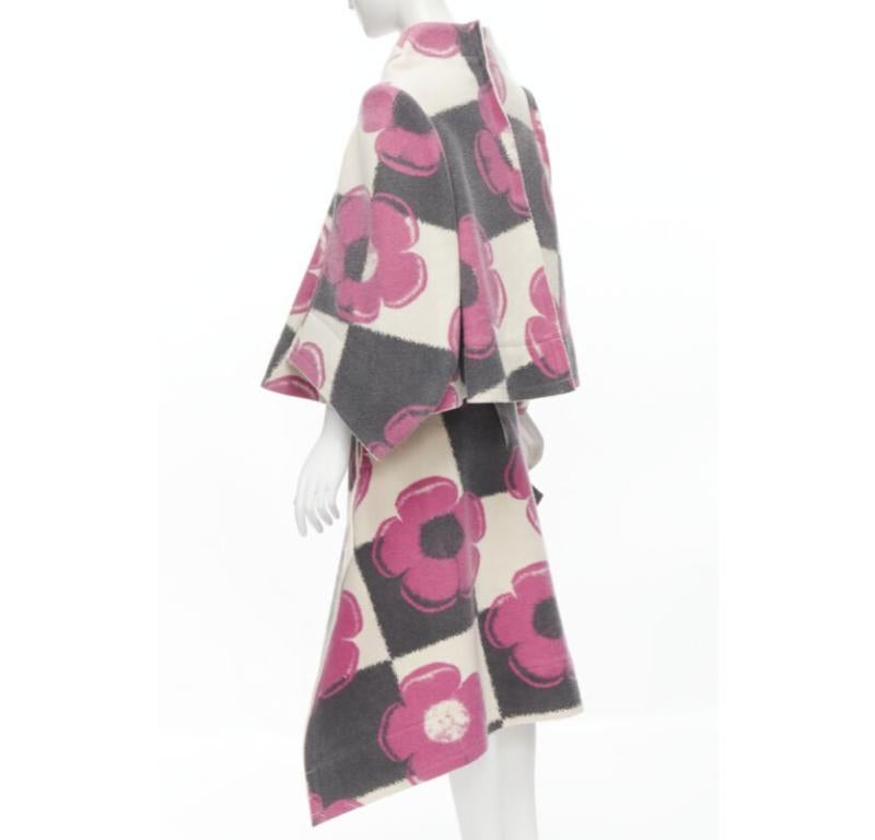 rare COMME DES GARCONS 2012 Runway 2D Flat Packed Doll floral checkered set XS in vendita 1