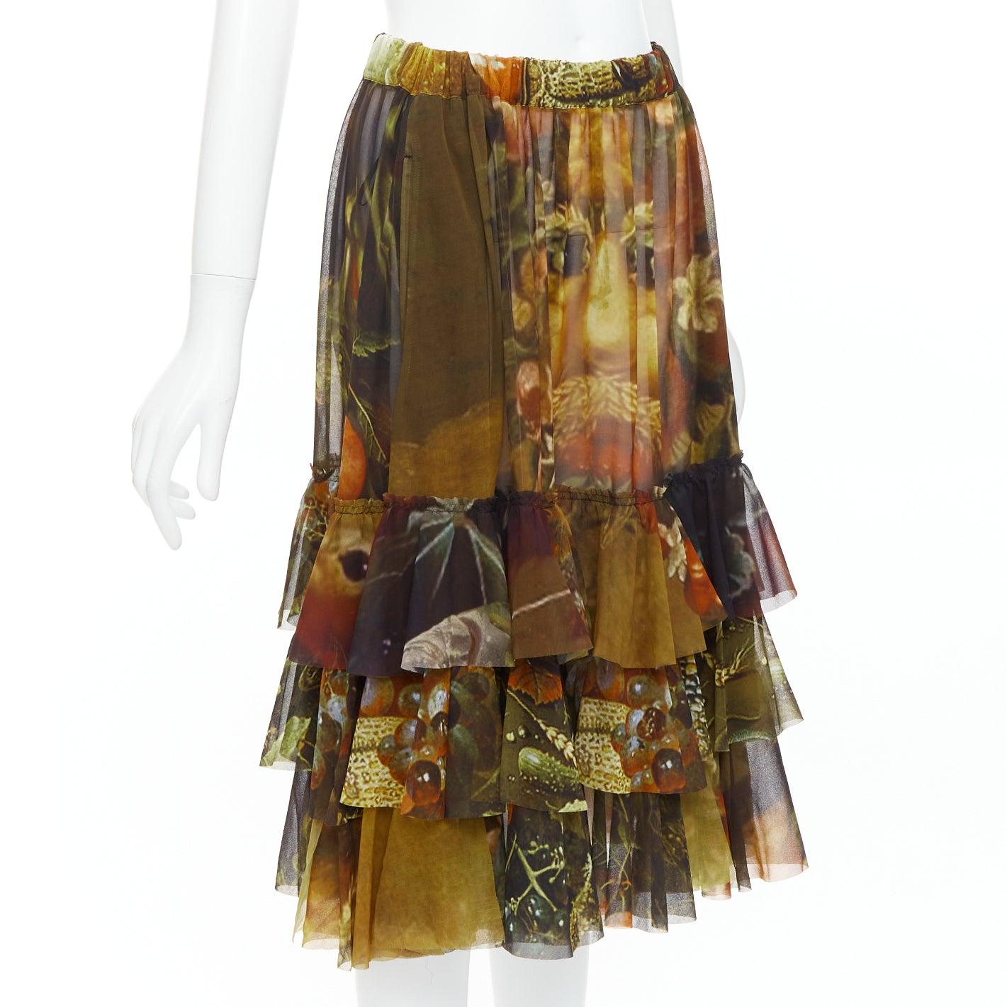 Marron COMME DES GARCONS 2018 - Jupe à cravate en mousseline imprimée Vertumnus - visage peint S en vente