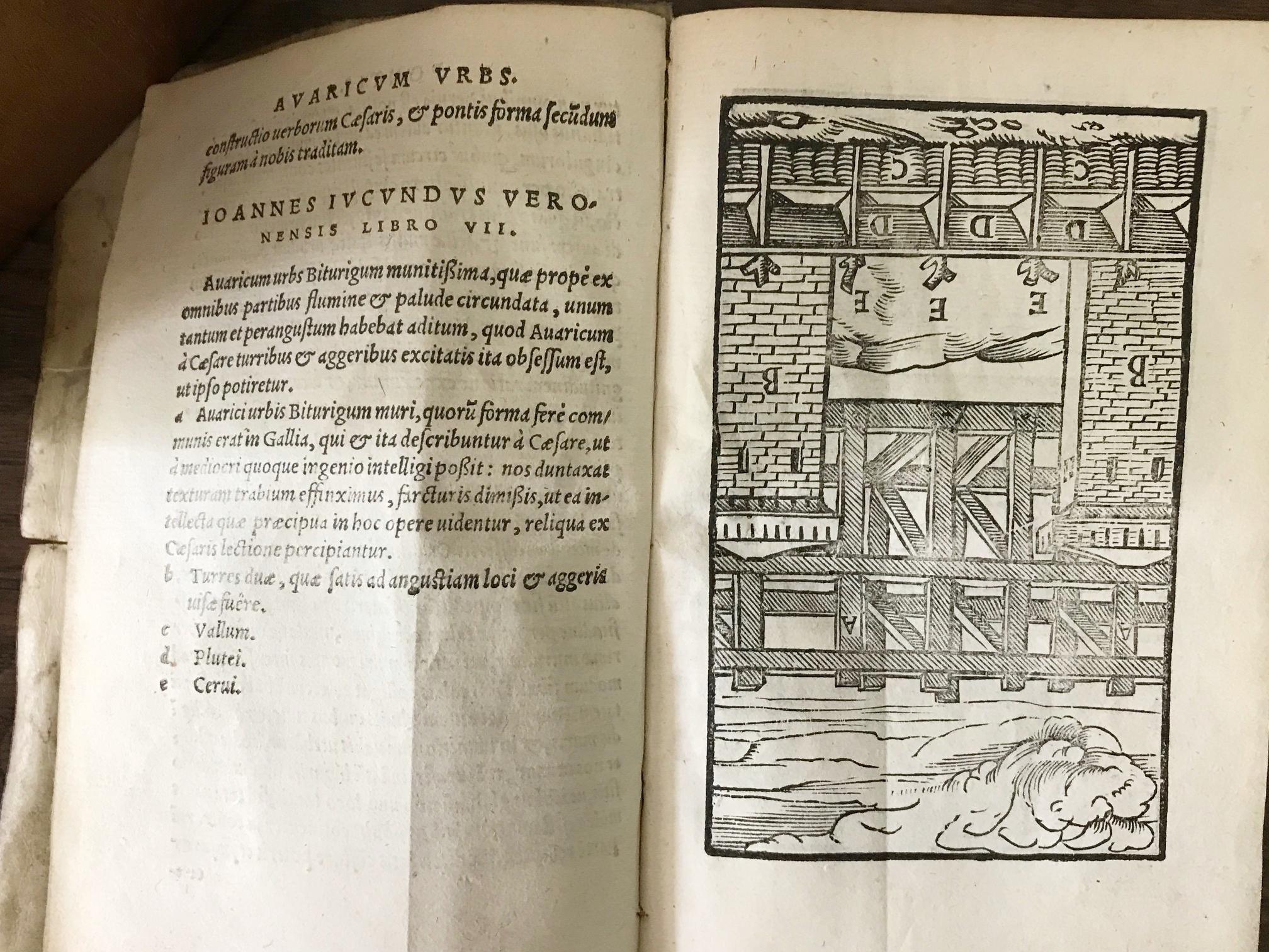 Rare Commentary of One of Caesar's Books, 1563 For Sale 4