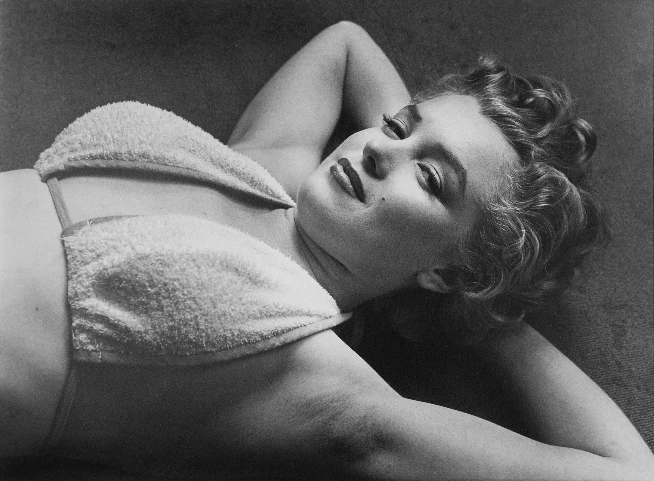 Rare Complete Marilyn Monroe Portfolio by Philippe Halsman en venta 3