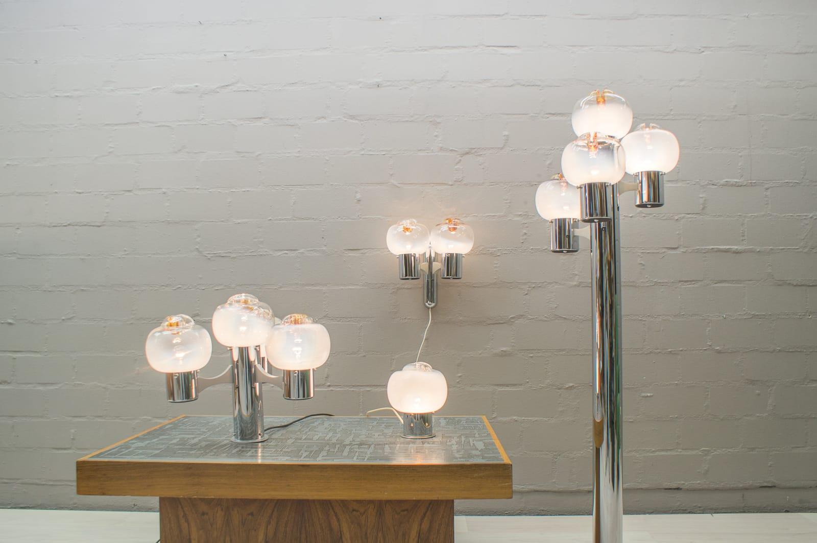 italien Rare ensemble complet de lampes Mazzega, lampadaires, tables, appliques et plafonniers, années 1960
