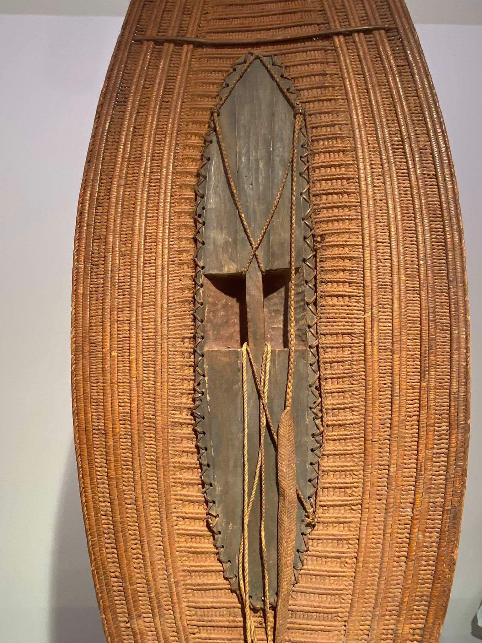 Rare Congo African Ngiri shield bouclier Ngombe Lobala Mabo Ngbaka Ubangi Kongo 8