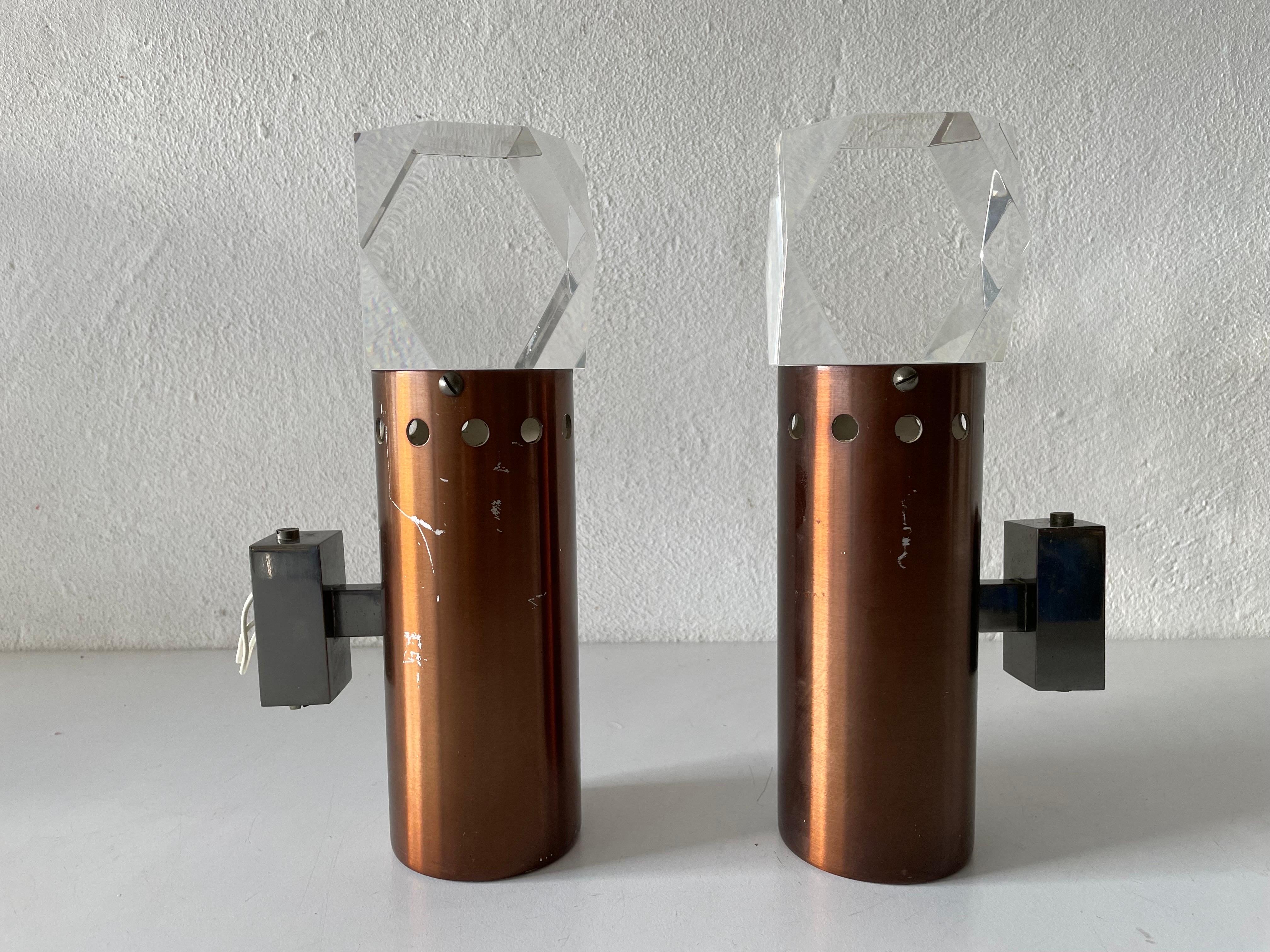 Rare Copper and Glass Sculptural Pair of Sconces by Stilux Milano, 1960s, Italy In Good Condition For Sale In Hagenbach, DE