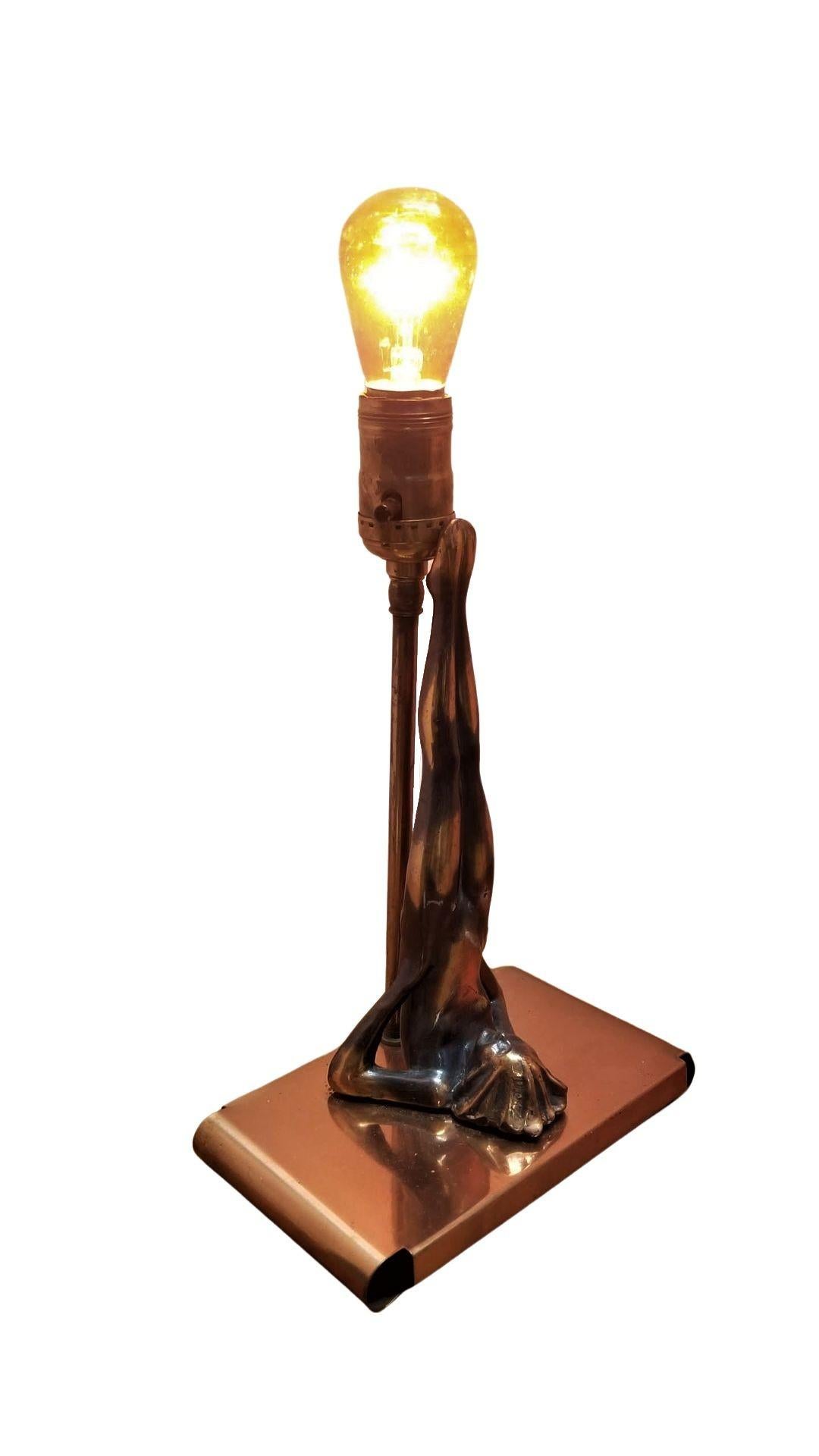 Rara lámpara de cobre Frankart nº 220 