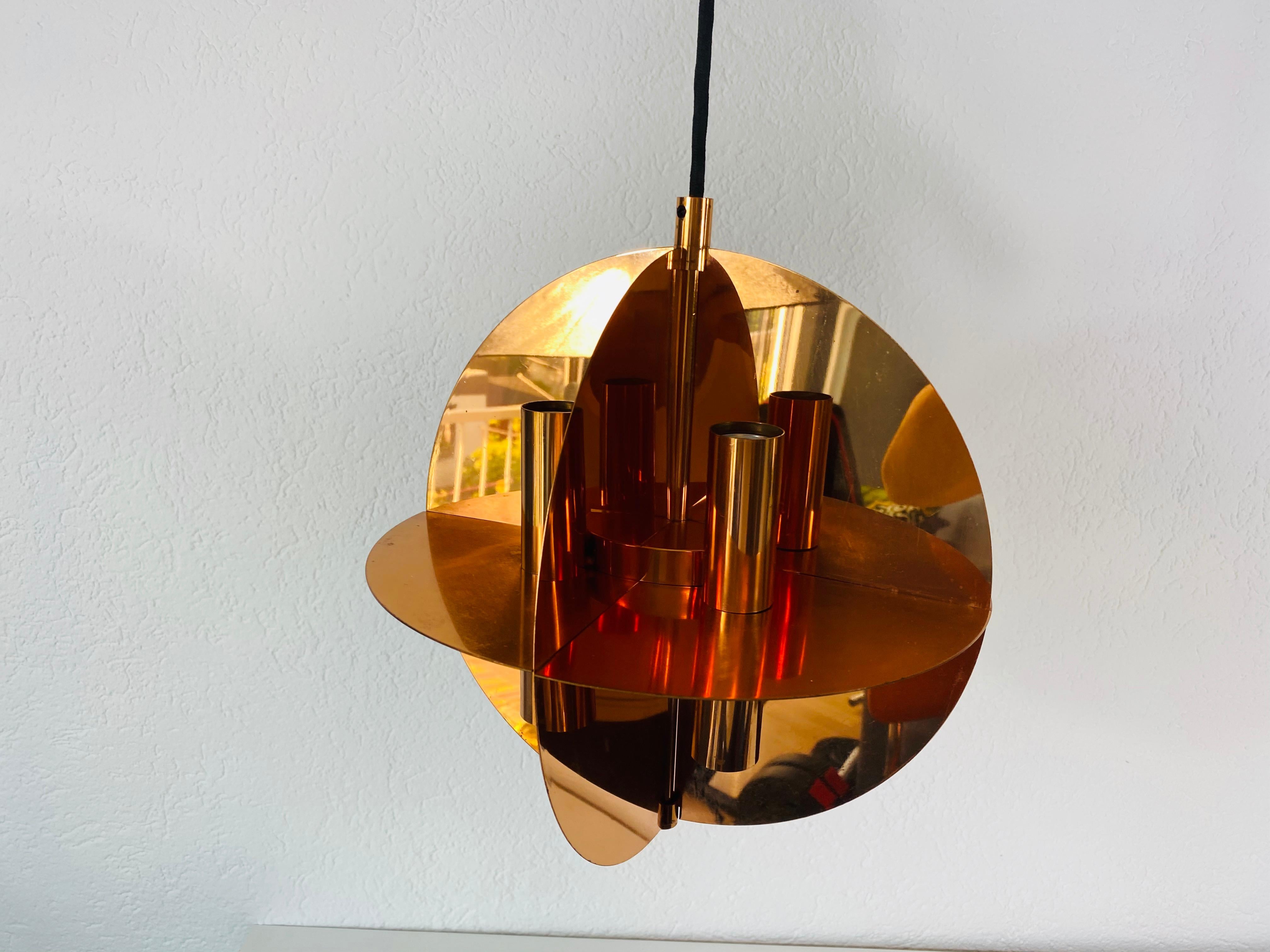 Rare Copper Pendant Lamp by Cosack, 1970s In Good Condition For Sale In Hagenbach, DE