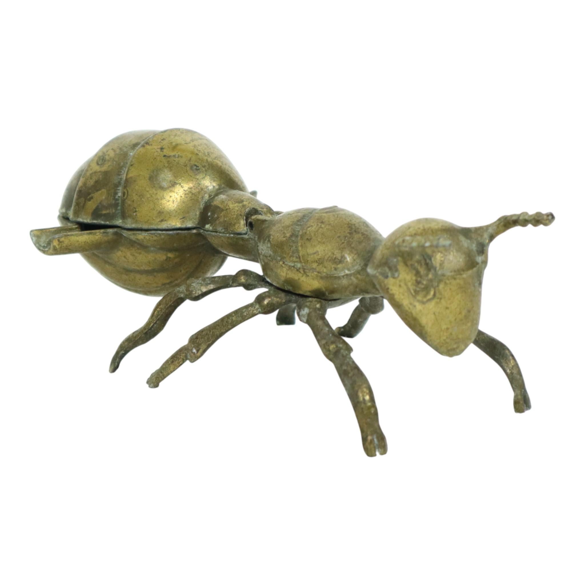 Rara formica placcata in rame, insetto, portacenere, statuetta 19cm in vendita 1