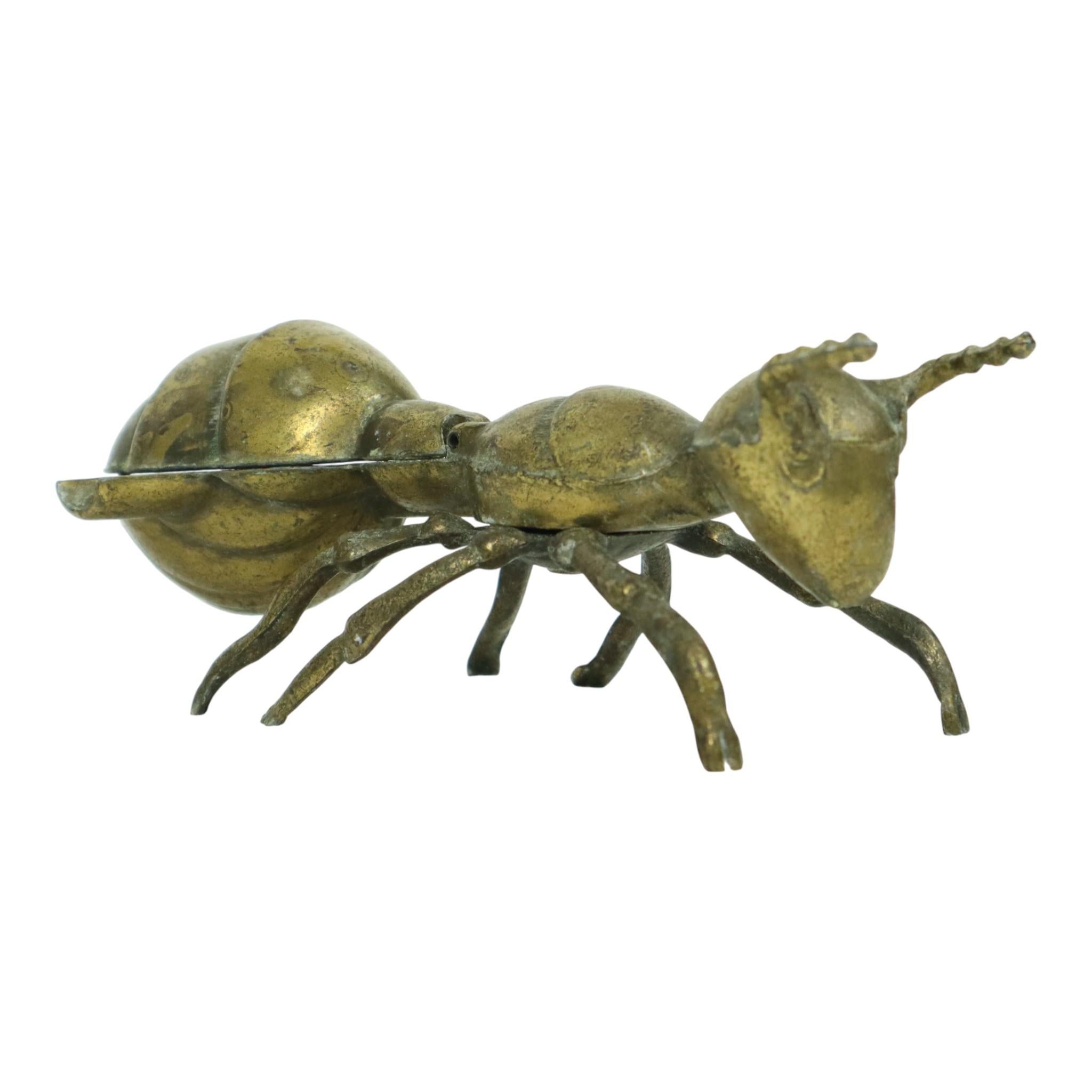 Rara formica placcata in rame, insetto, portacenere, statuetta 19cm in vendita 2