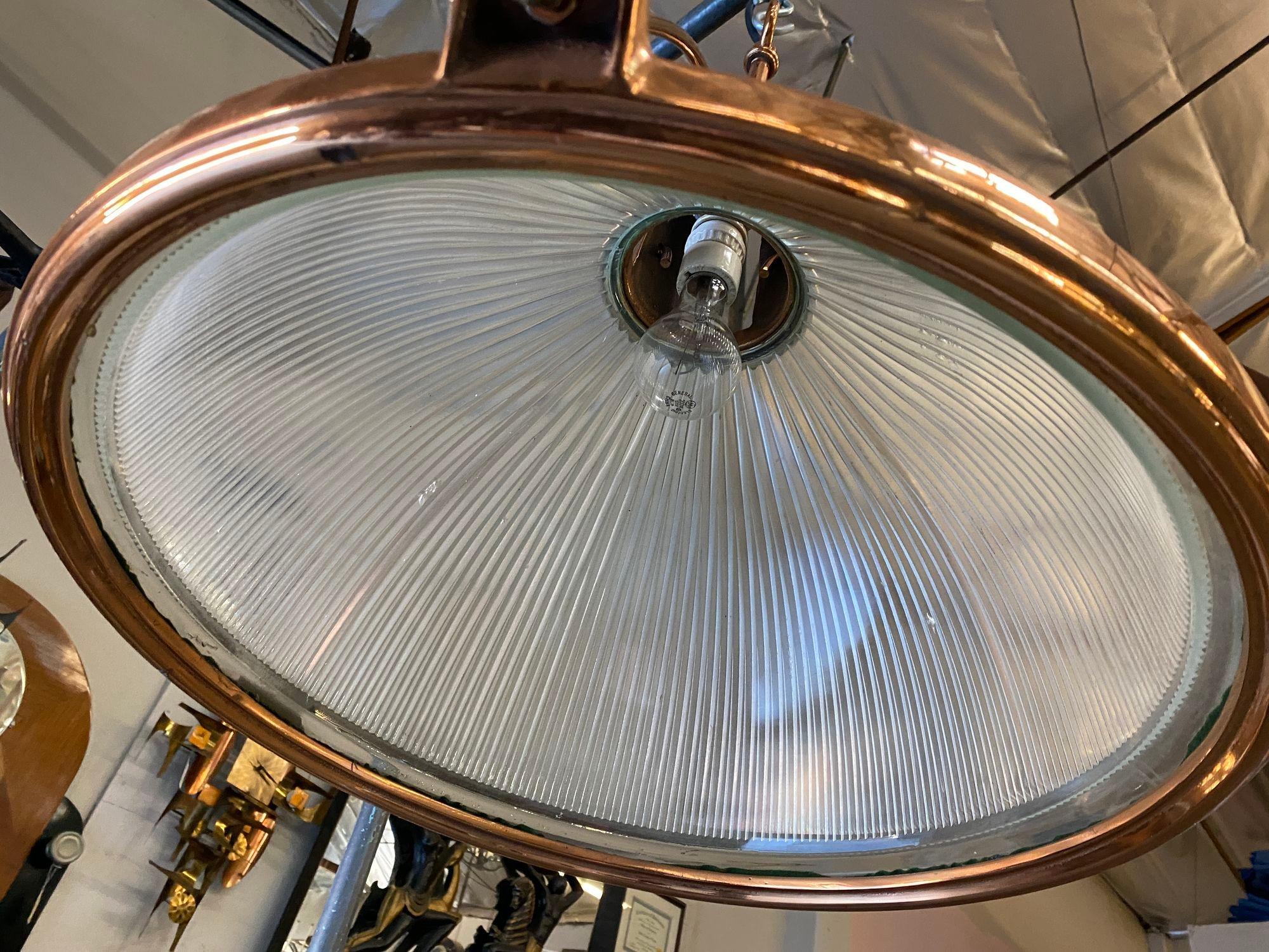 Seltene verkupferte Holophane industrielle hängende Lights, Paar 6