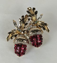 Rare Coro Invisibly Set Ruby Acorn Duette Clip Brooch