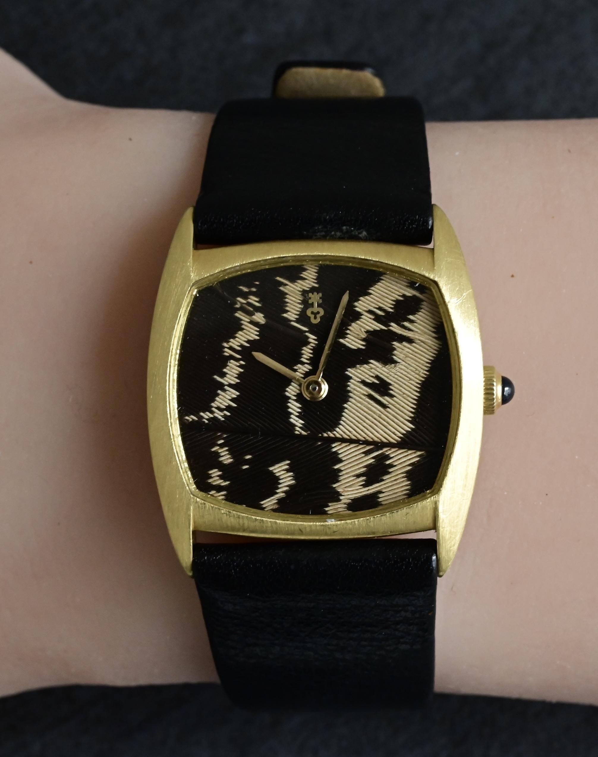 Rare Corum 18K Yellow Gold Peacock Feather Dial Watch 30x27mm Manual Wind 10